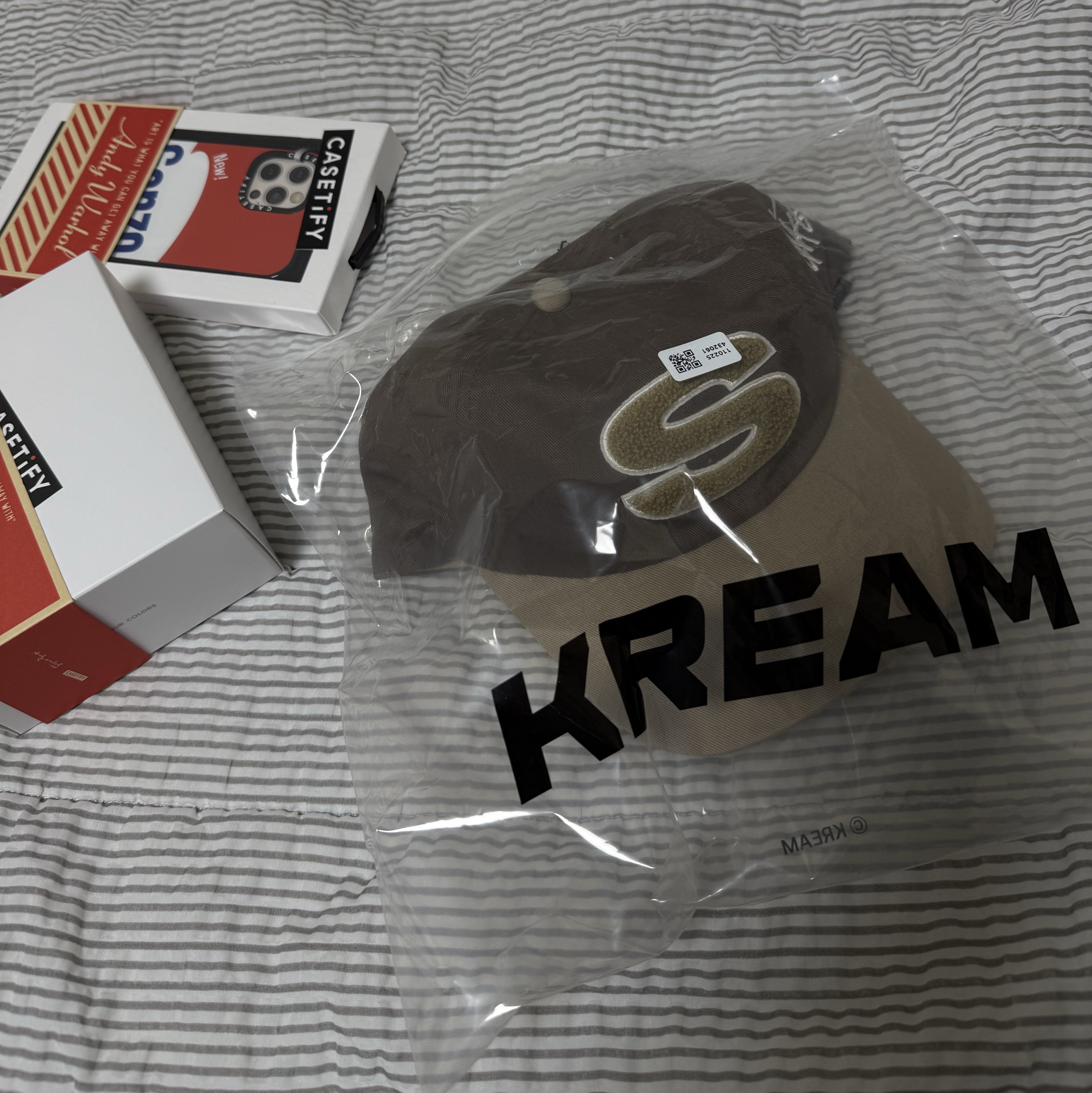 Stussy Chenille S Low Pro Cap Brown 착용 스타일