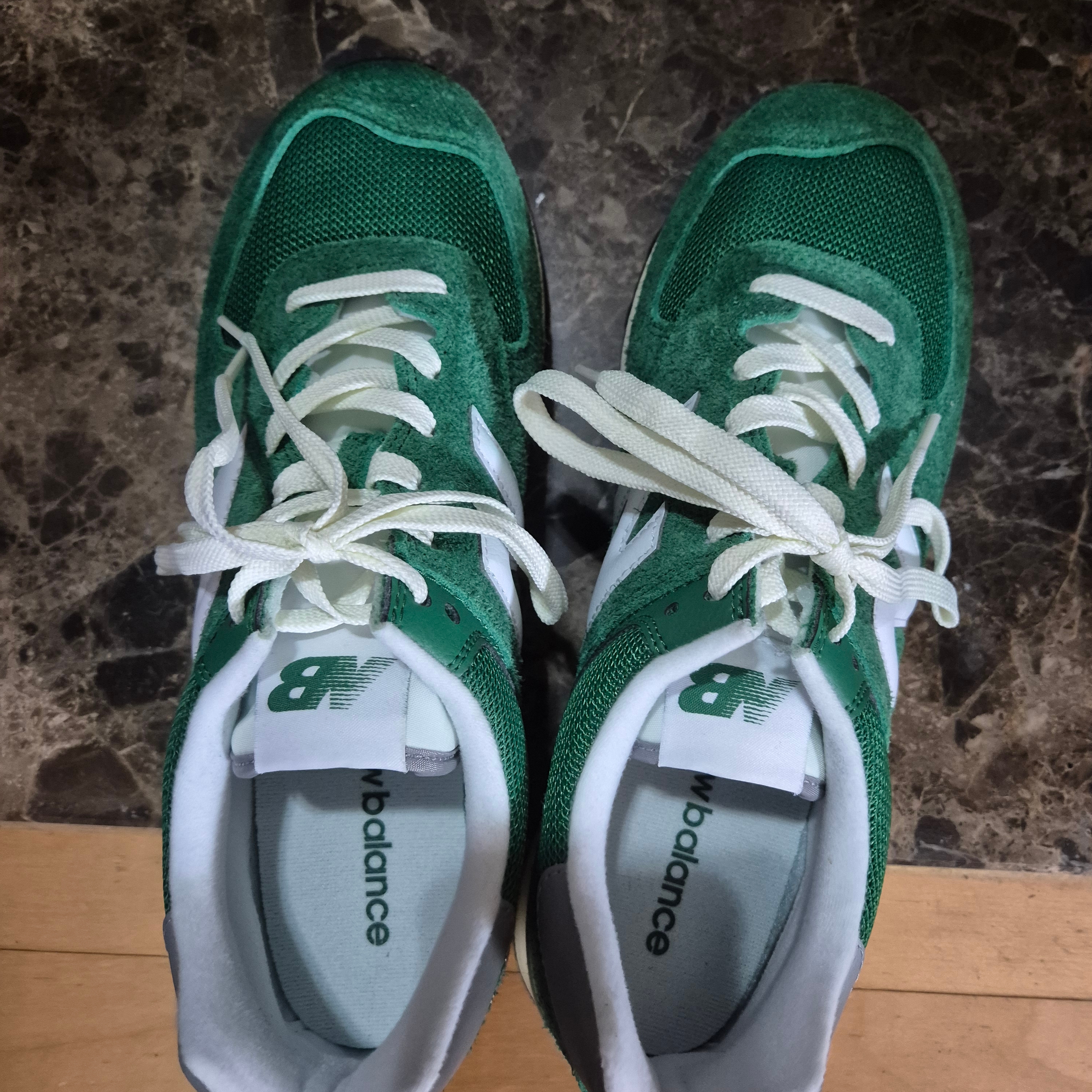 New Balance 574 Heritage Grass Green 착용 스타일