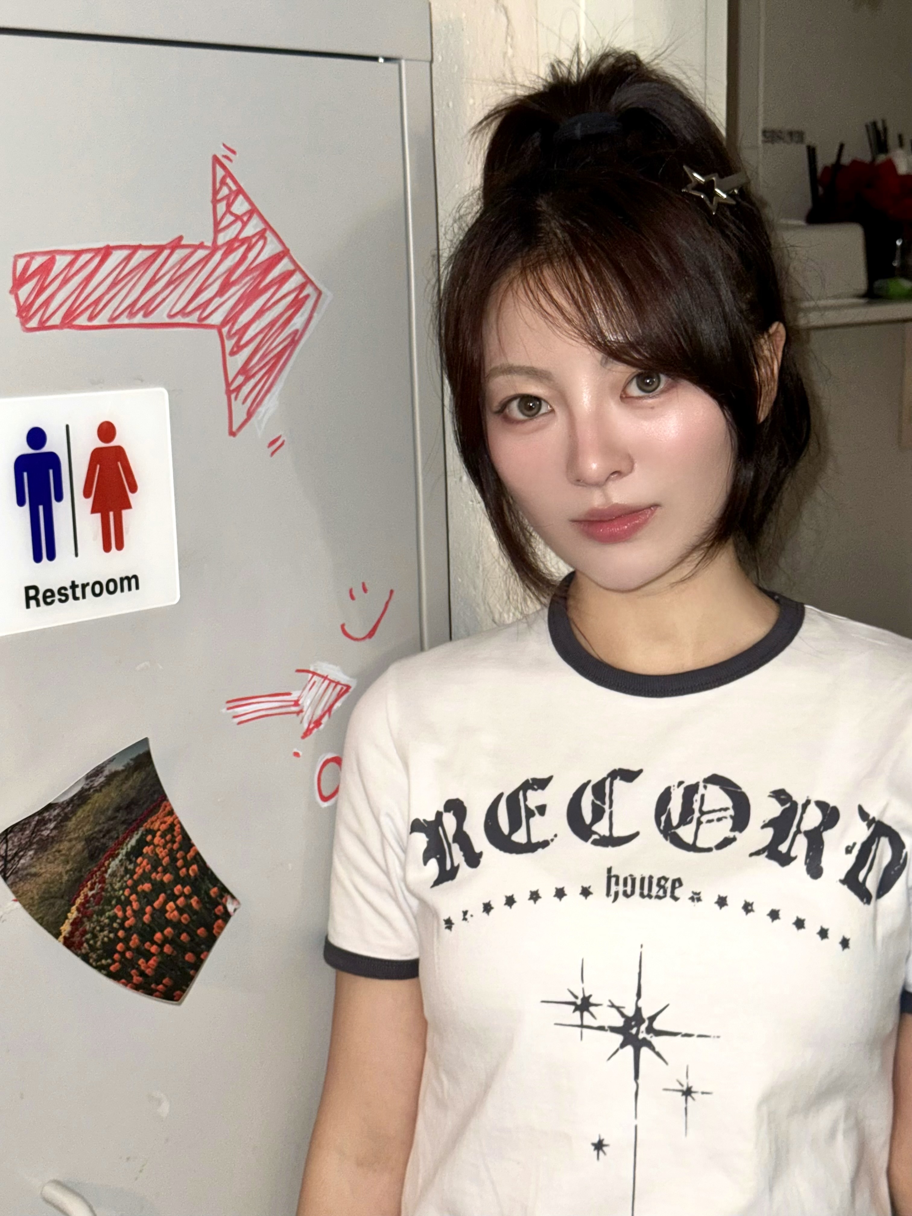 SLOW RECORD HOUSE Unisex RECORD Ringer Tee White 착용 스타일 - 3