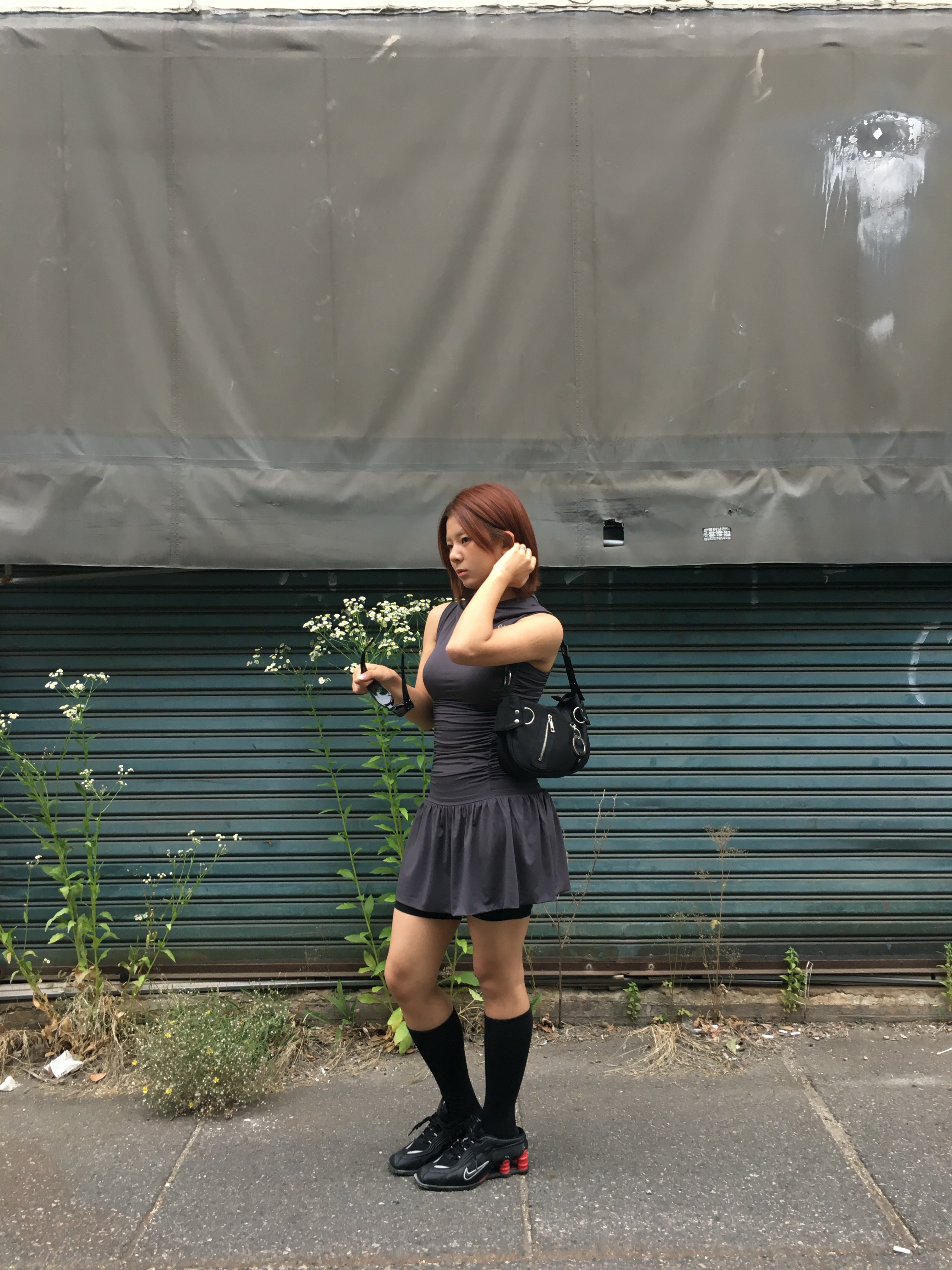 Nike x Martine Rose Shox MR4 Black, Gentle Monster x Maison Margiela MM203 Black Gray 착용 스타일