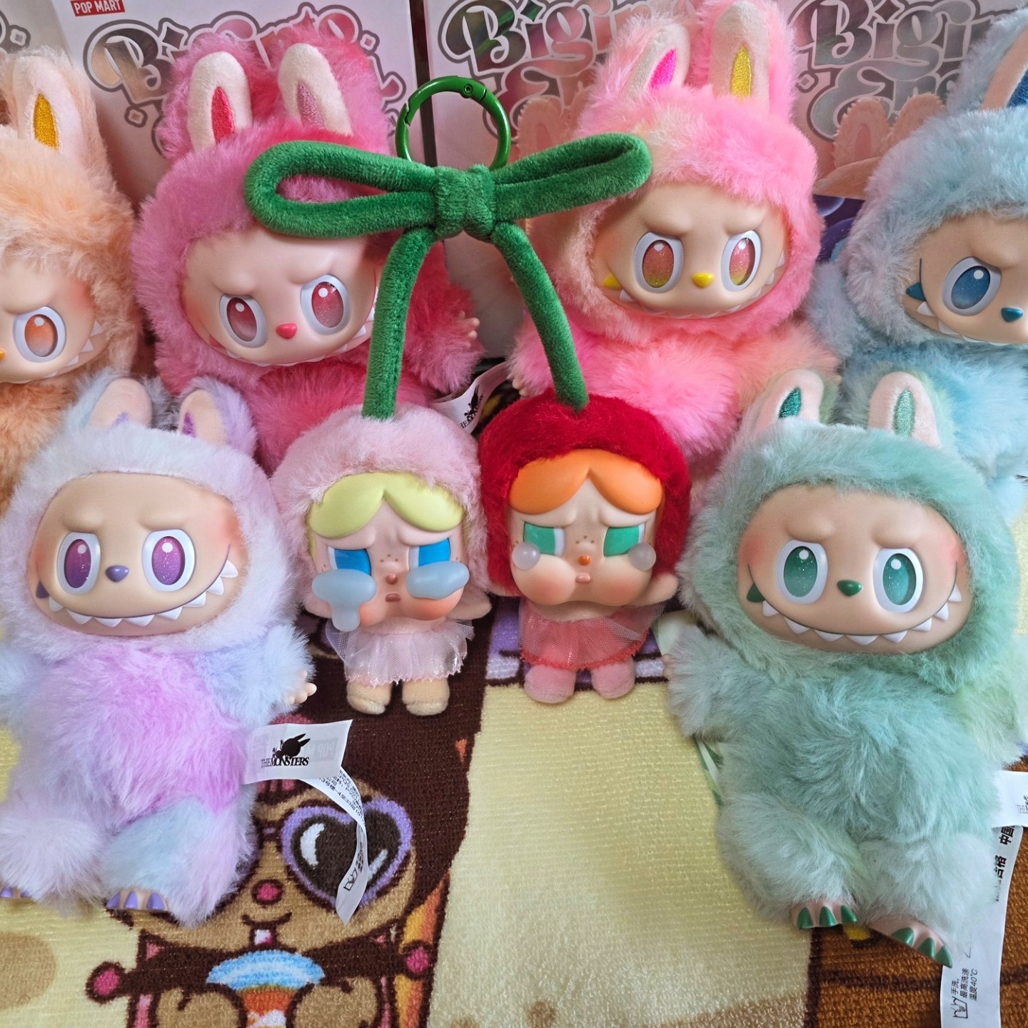 Pop Mart Labubu The Monsters Highlight Series Sealed Case (6 Blind Boxes), Pop Mart Crybaby Crying For Love Series Vinyl Plush 착용 스타일 - 1