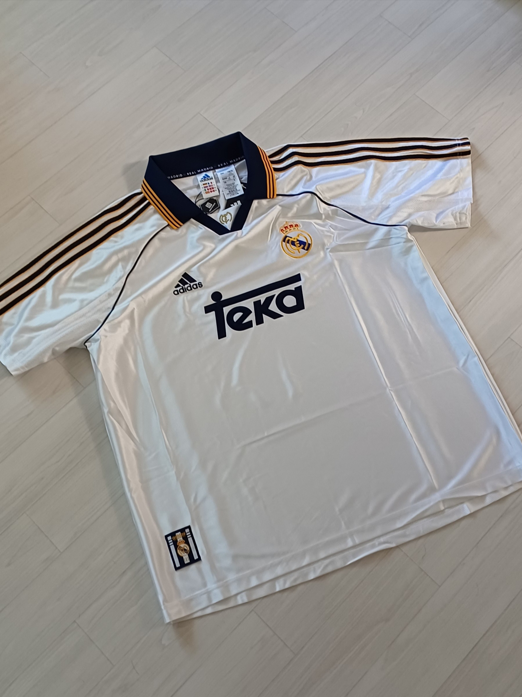 Adidas Real Madrid 99/00 Home Jersey White - KR Sizing (Non Marking Ver.) 착용 스타일