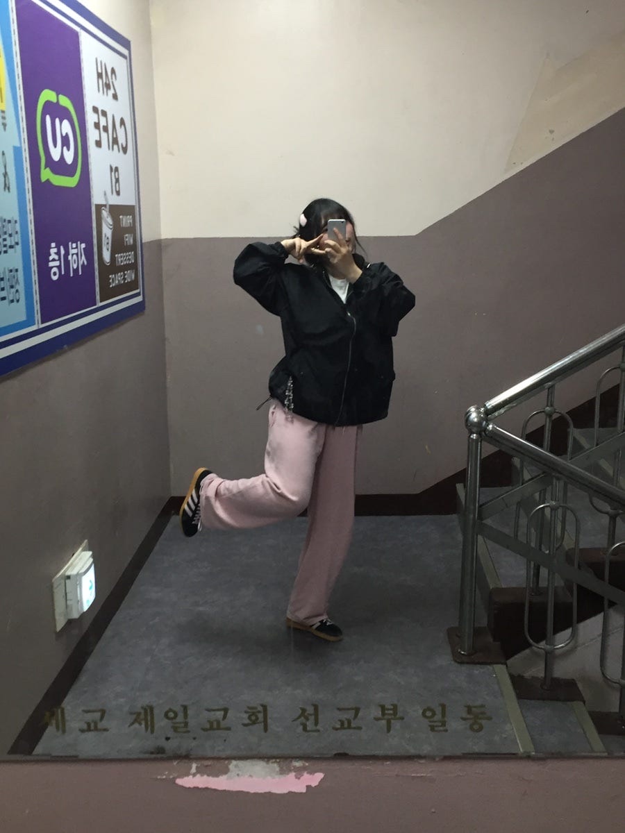 (W) Adidas Spezial Handball Core Black Clear Pink 착용 스타일