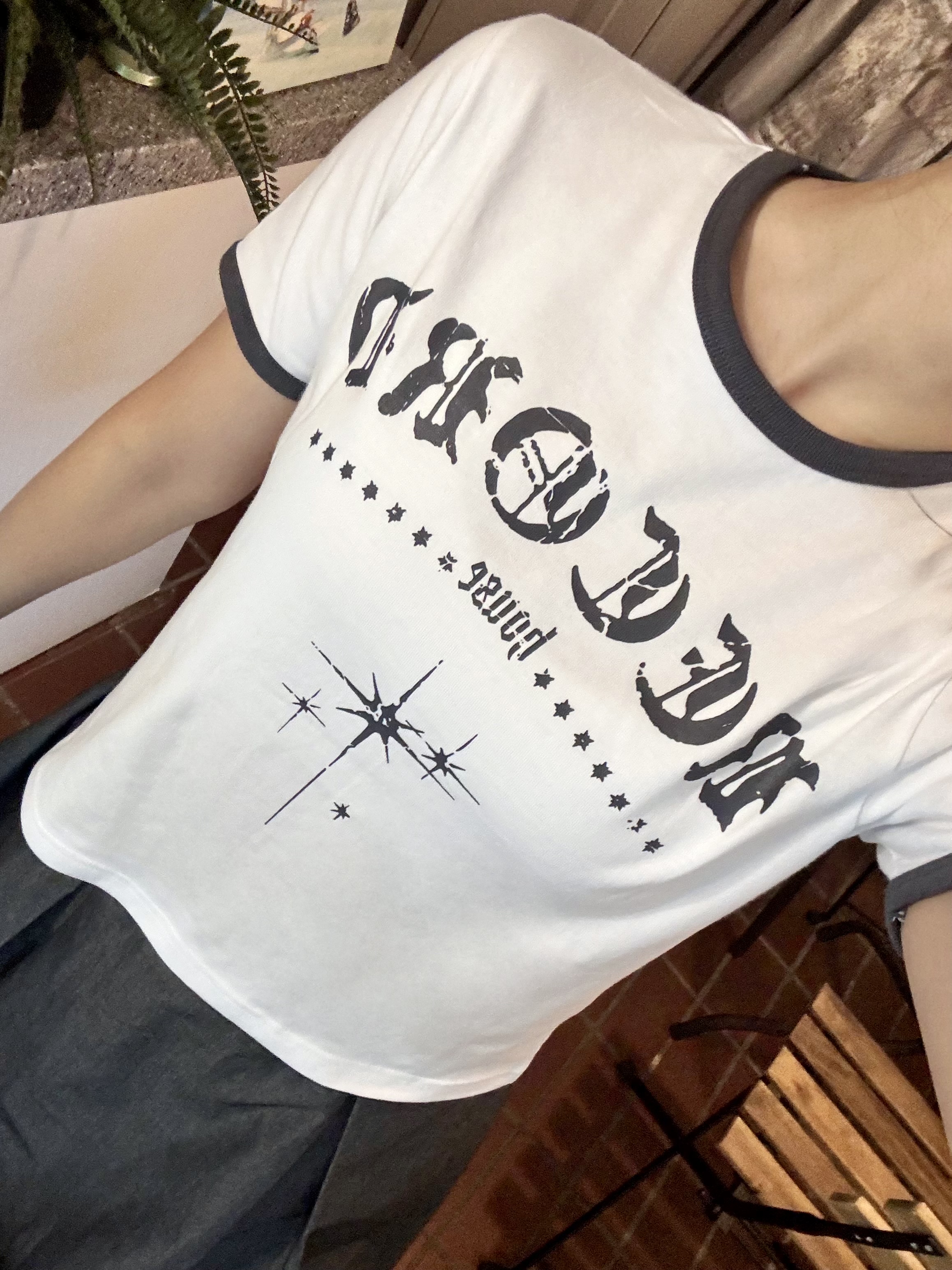 SLOW RECORD HOUSE Unisex RECORD Ringer Tee White 착용 스타일 - 7