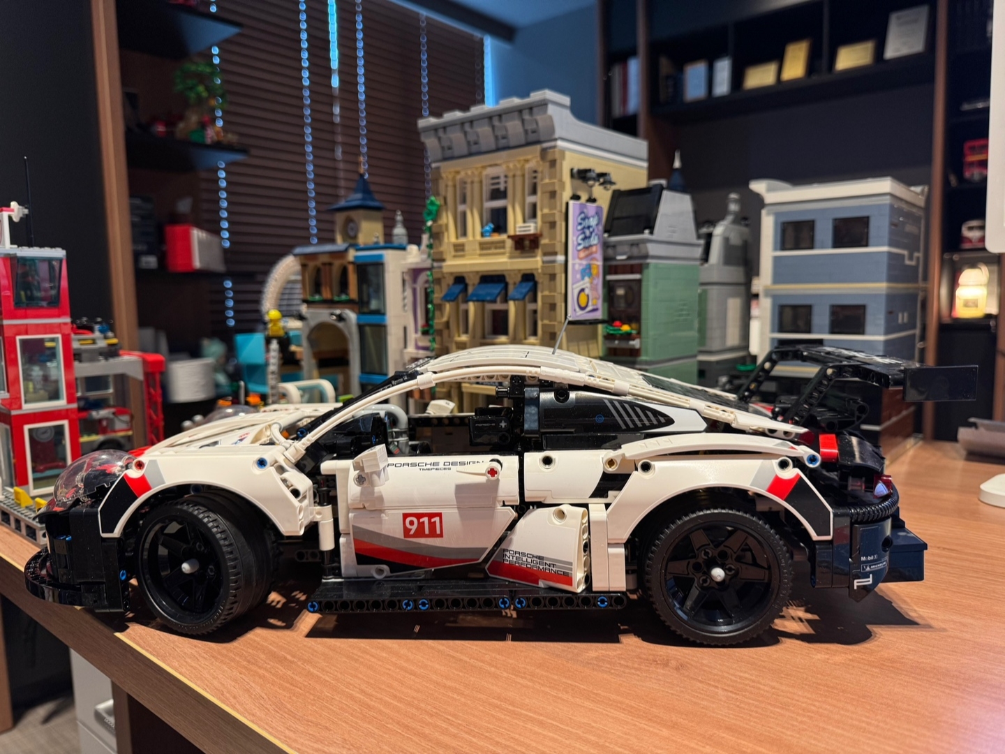 Lego Porsche 911 RSR 착용 스타일 - 2