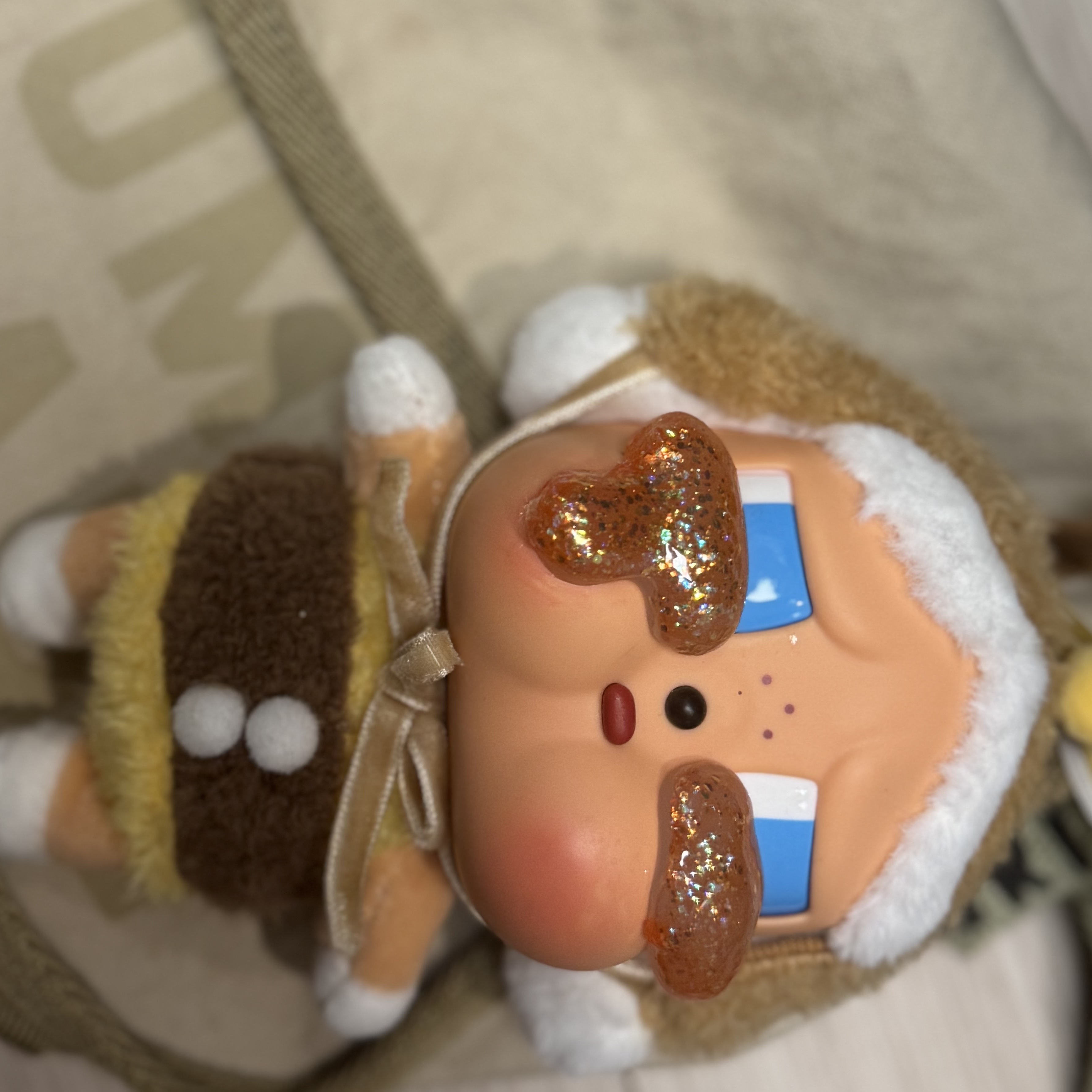 Pop Mart Crybaby Crying Again Series Plush Keyring Sealed Case (6 Blind Boxes) 착용 스타일 - 2