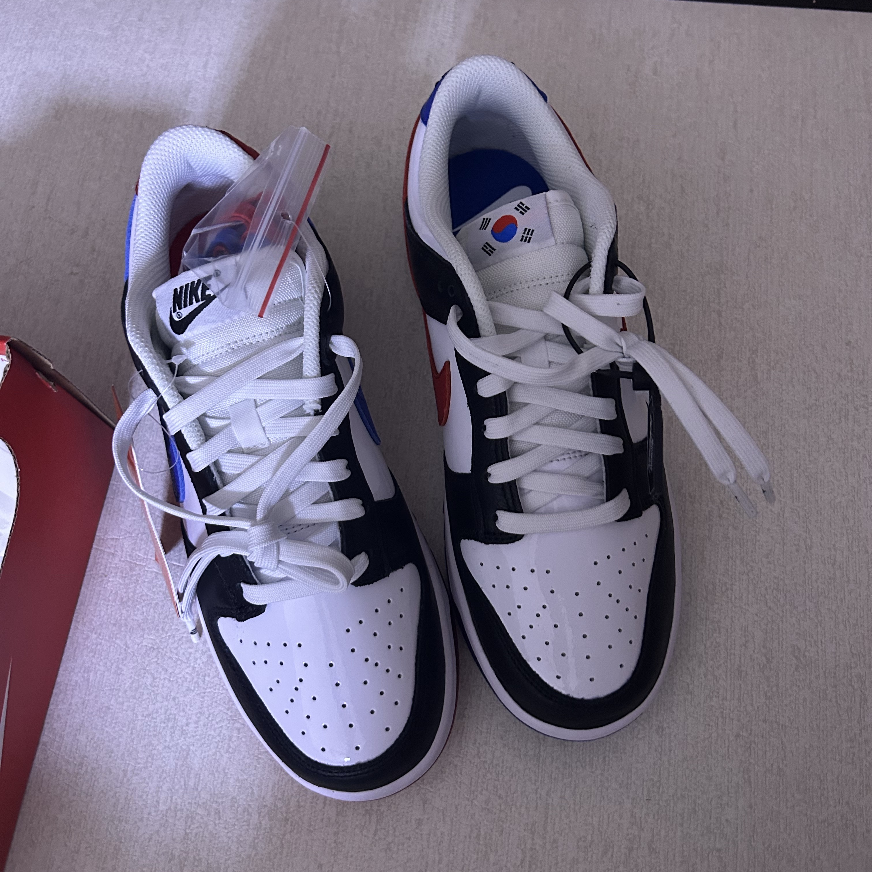 Nike Dunk Low SE Seoul 착용 스타일