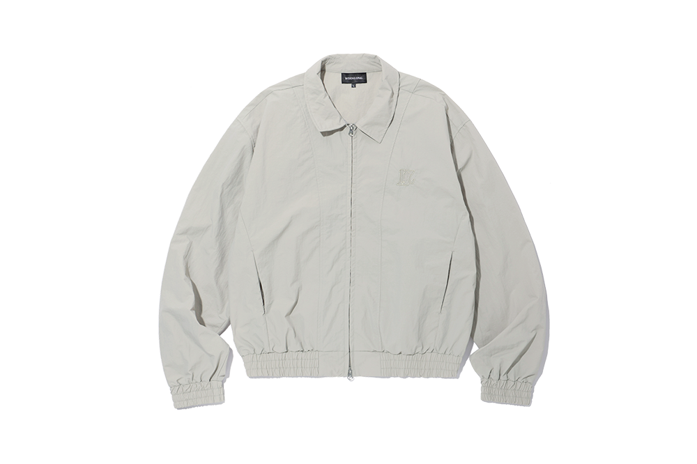 ブルゾン WOOALONG Signature semiover fit nylon blouson BLACK CF1WJP2 MUSINSA公式 | WOOALONG Signature semi-over fit nylon blouson