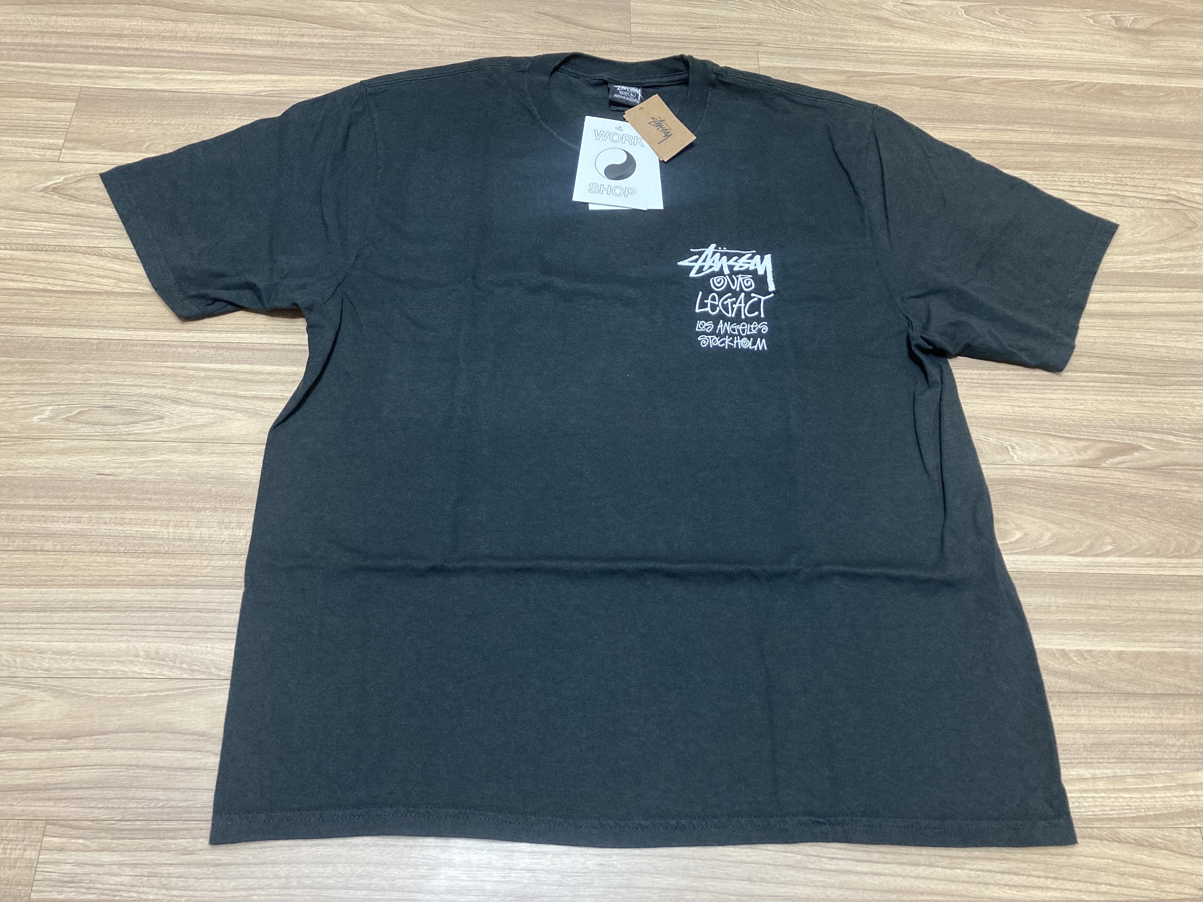 Stussy x Our Legacy Surfman Pigment Dyed T-Shirt Black 착용 스타일 - 1