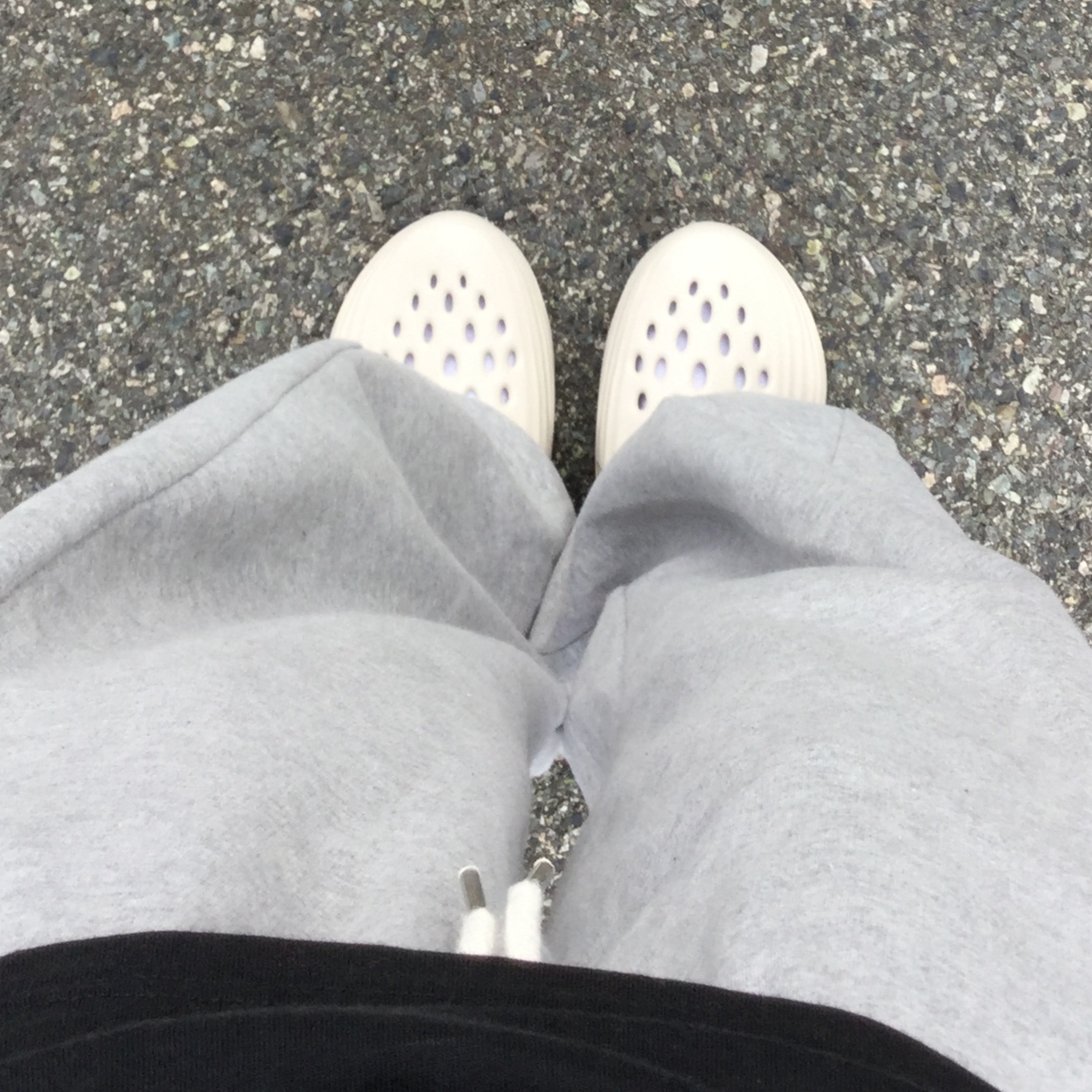 (W) Nike ReactX Rejuven8 Light Orewood Brown 착용 스타일 - 2