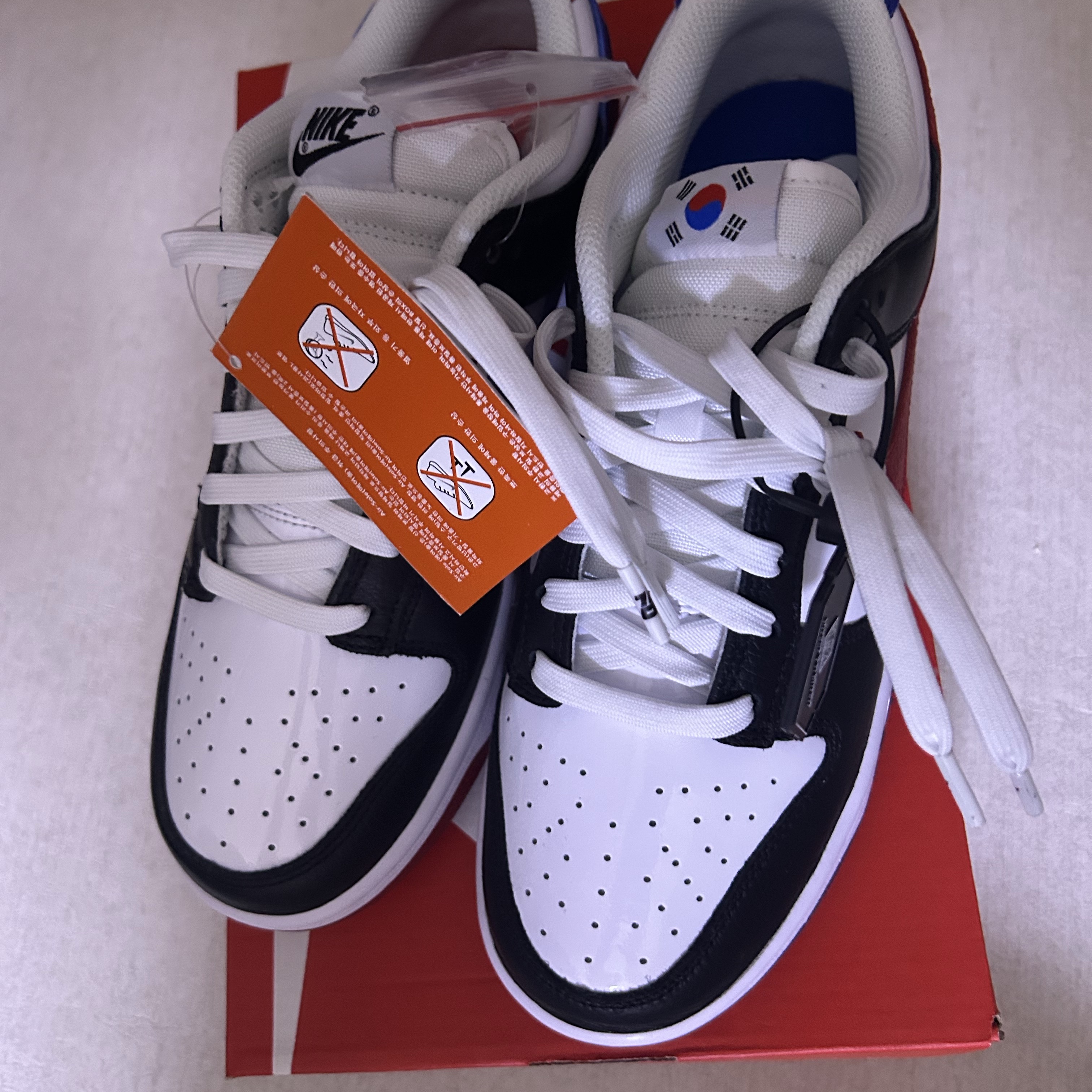 Nike Dunk Low SE Seoul 착용 스타일
