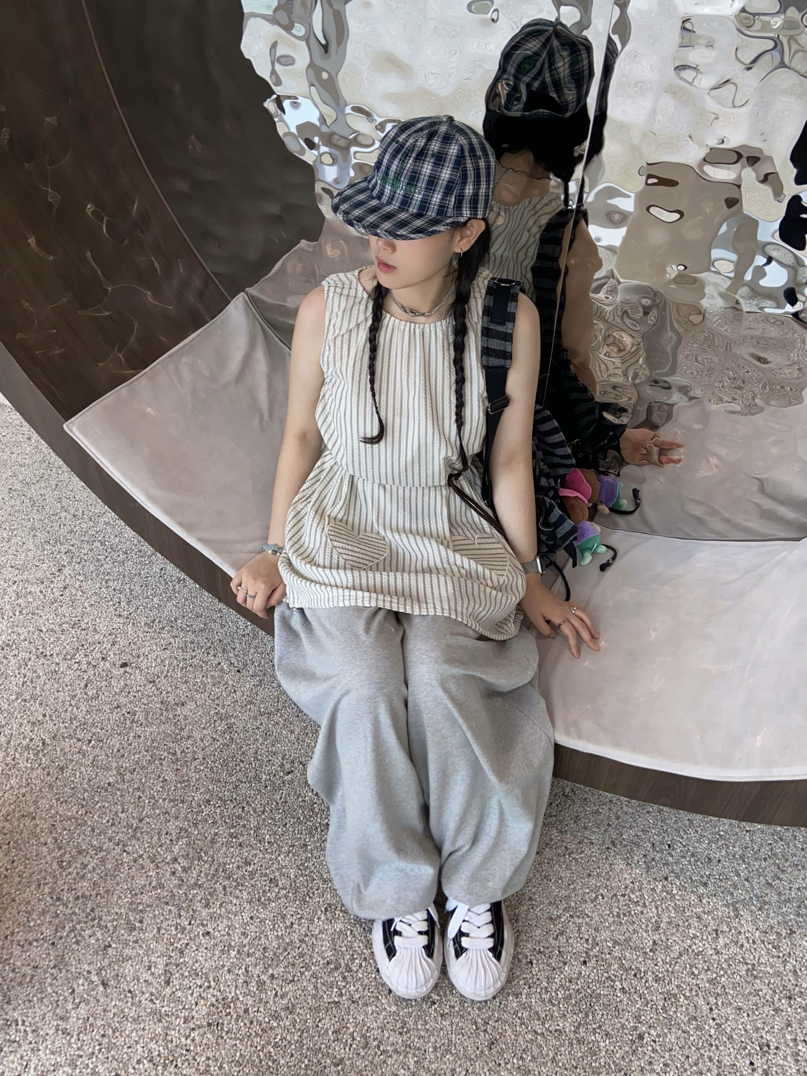 Maison Mihara Yasuhiro Blakey OG Sole Canvas Low-top Sneakers Black White, BP2DISORDER Lovelylove Camp Cap Check 착용 스타일
