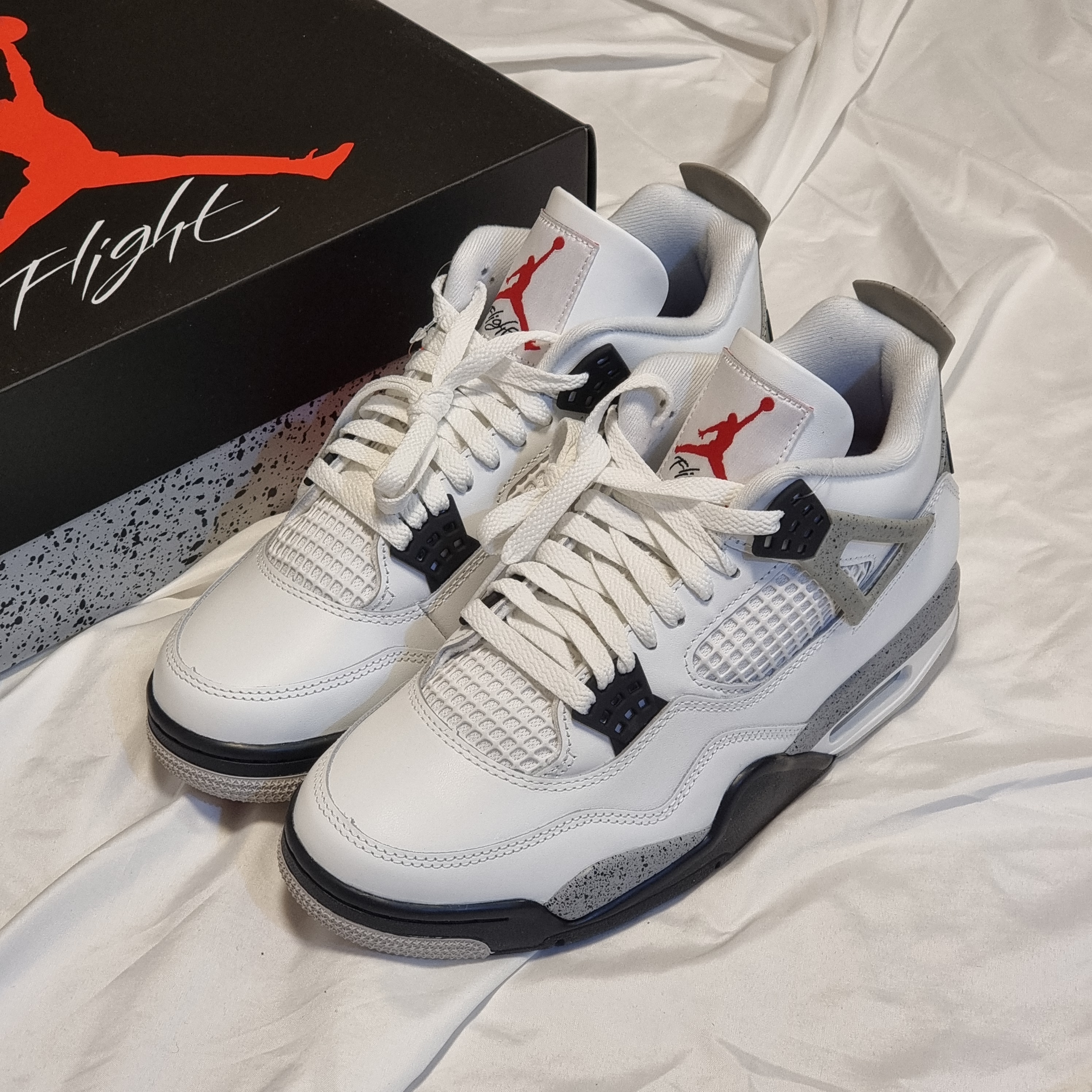 Jordan 4 Retro OG White Cement 2025 착용 스타일