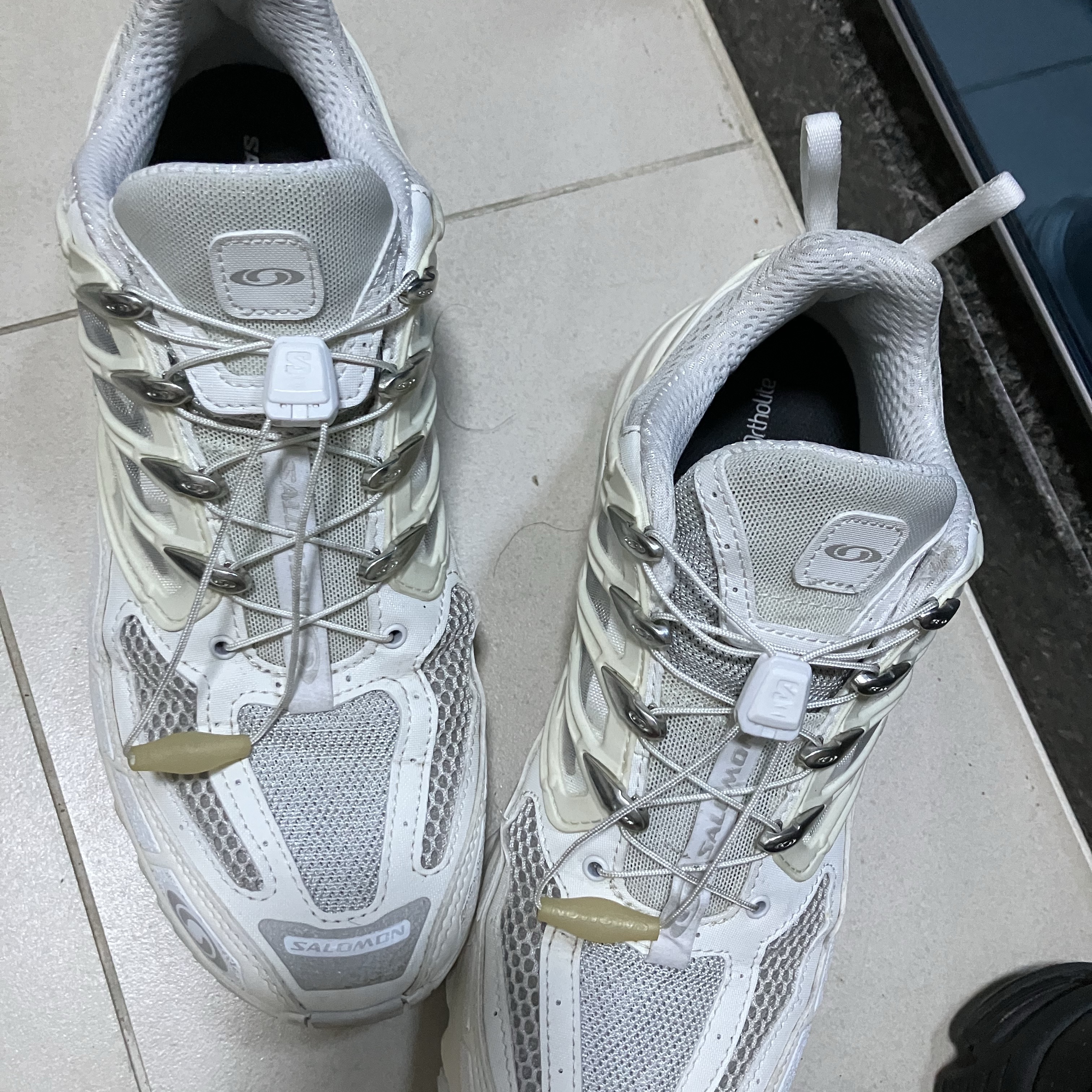 Salomon ACS Pro White Vanilla Ice 착용 스타일