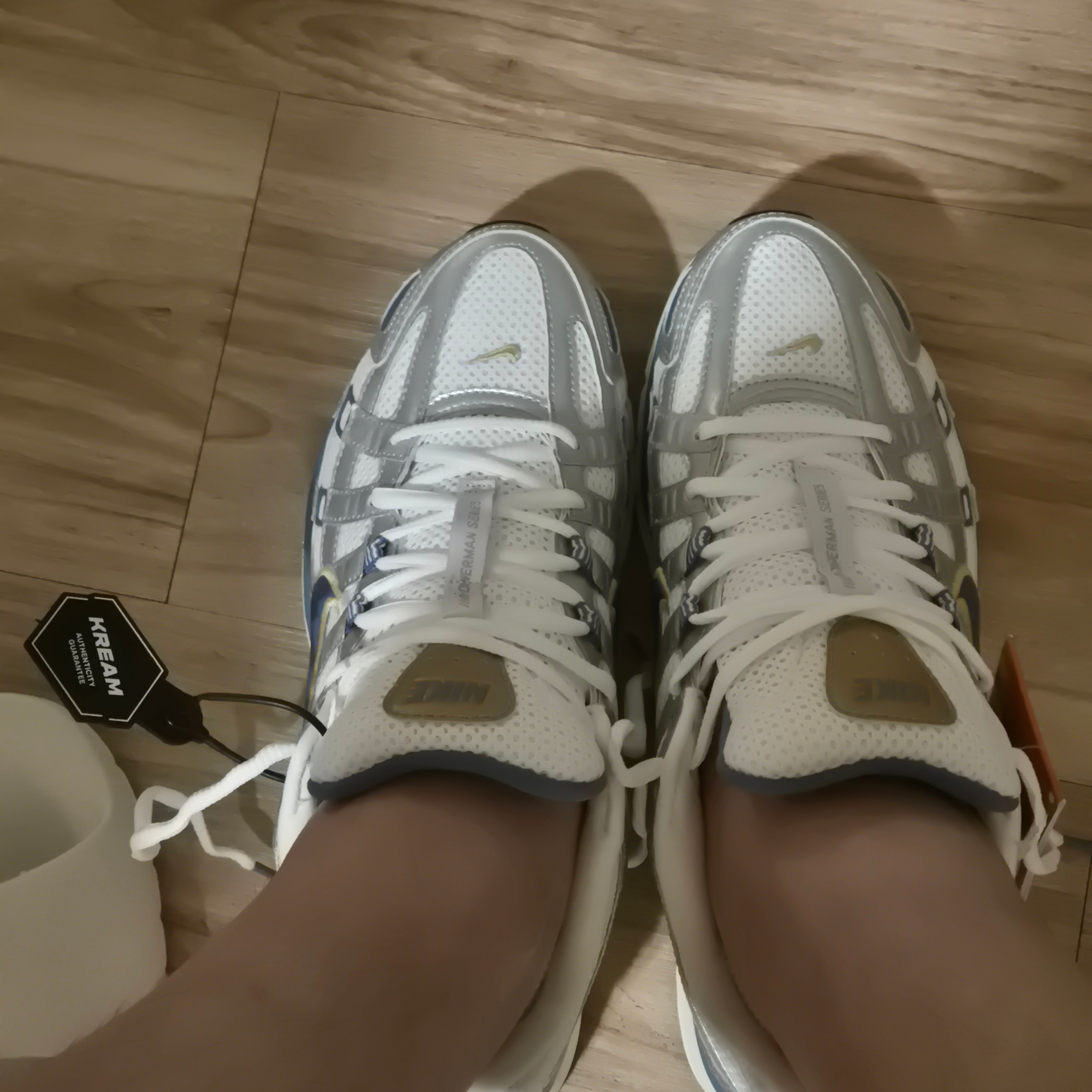 Nike P-6000 White Metallic Silve Pale Ivory Aegean Storm 착용 스타일 - 2