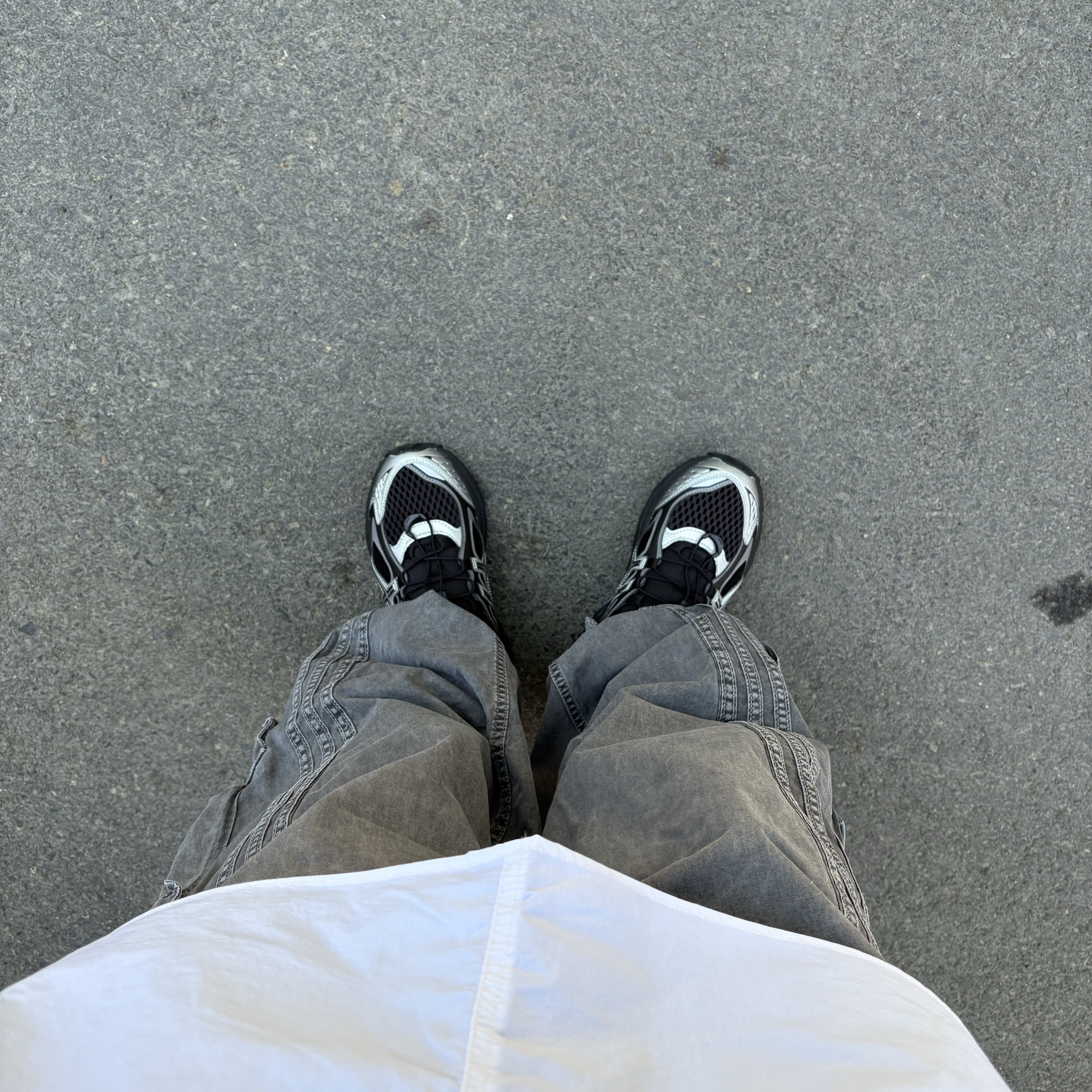 Asics GT-2160 Breeze Black Pure Silver 착용 스타일