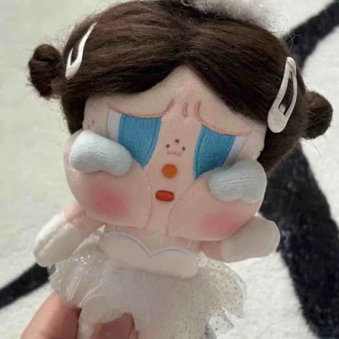 Pop Mart Crybaby Shiny Shiny Series Plush Pedant Blister Pack 착용 스타일