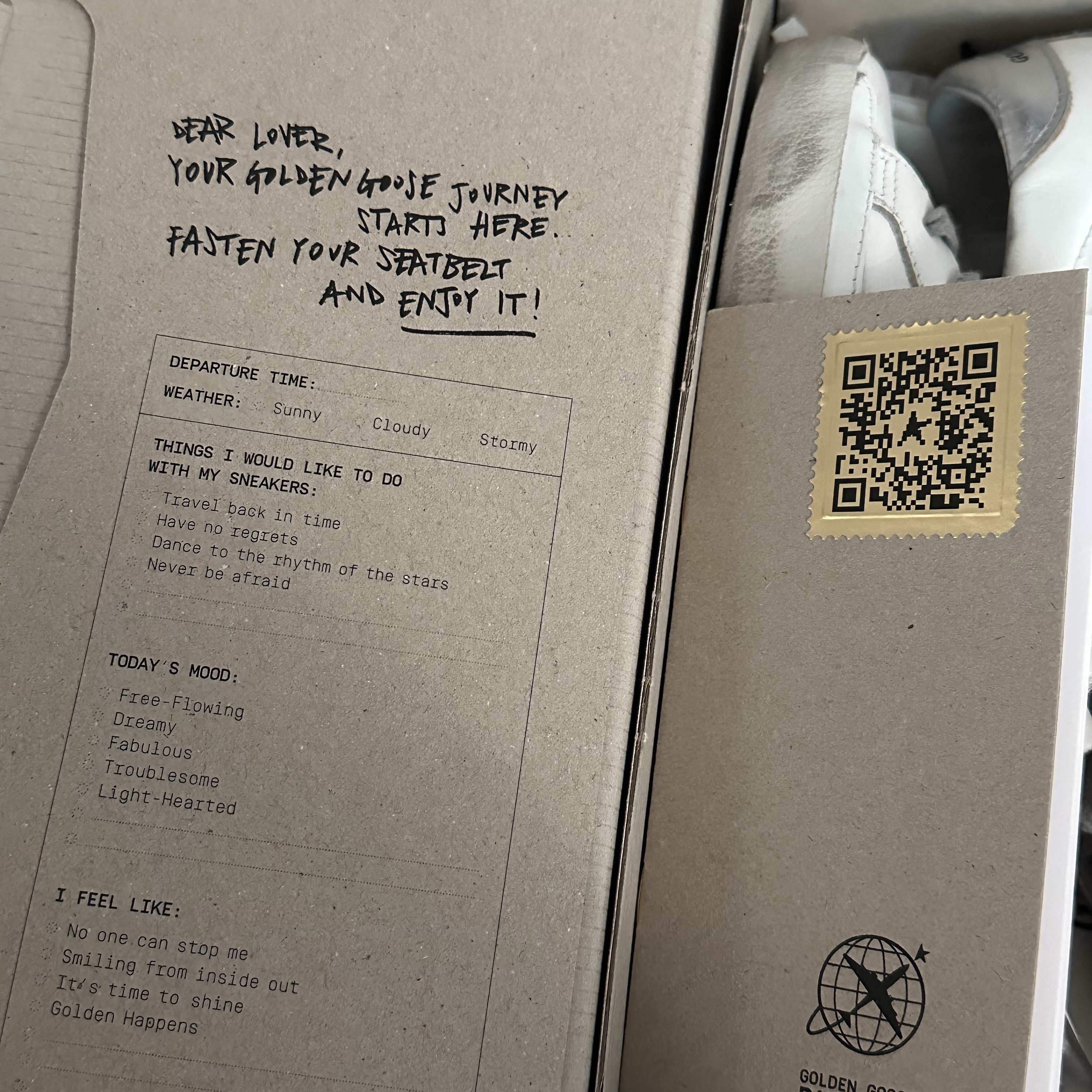 (W) Golden Goose Superstar White Silver Heel Tab Sneakers 착용 스타일 - 3