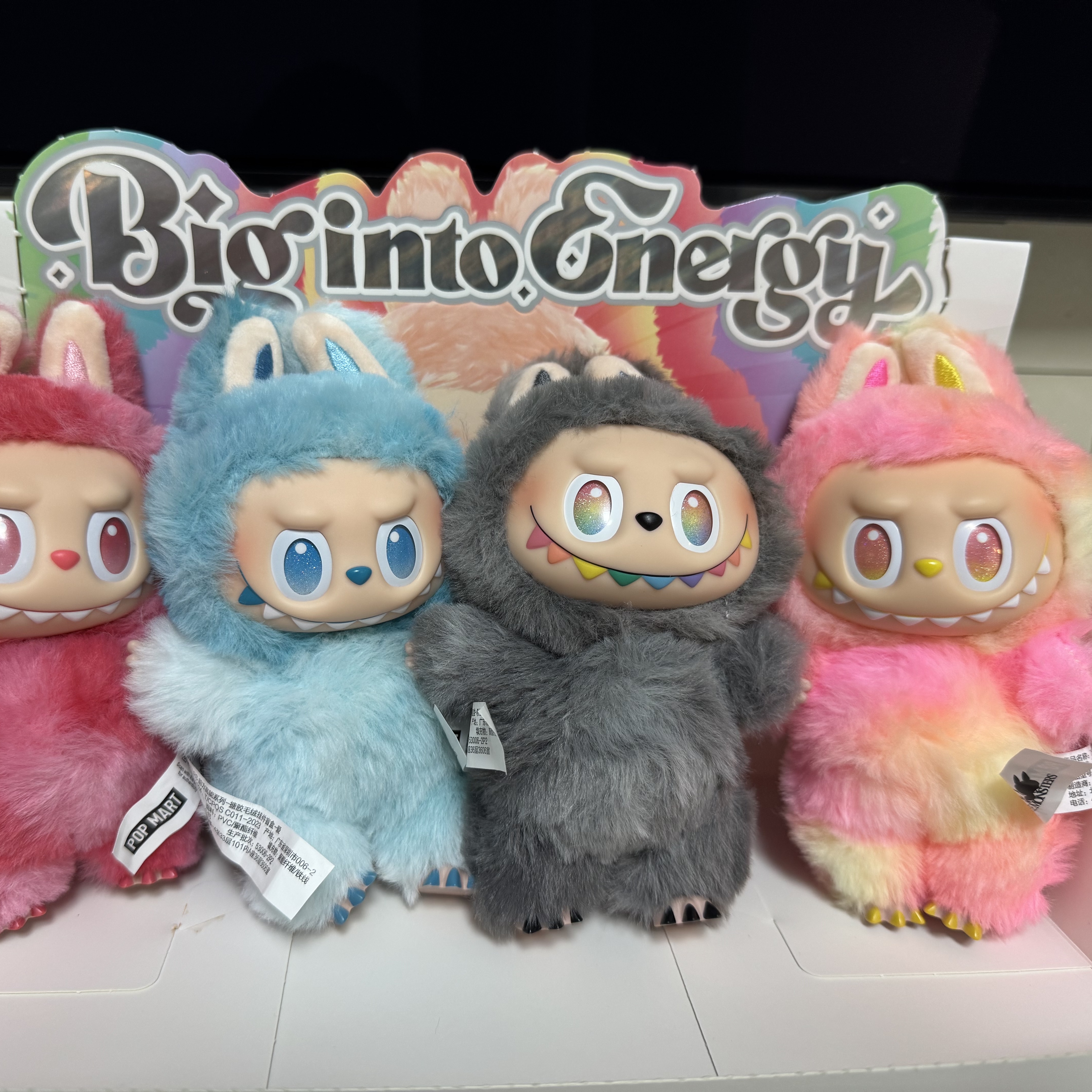 Pop Mart Labubu The Monsters Highlight Series Sealed Case (6 Blind Boxes) 착용 스타일 - 1