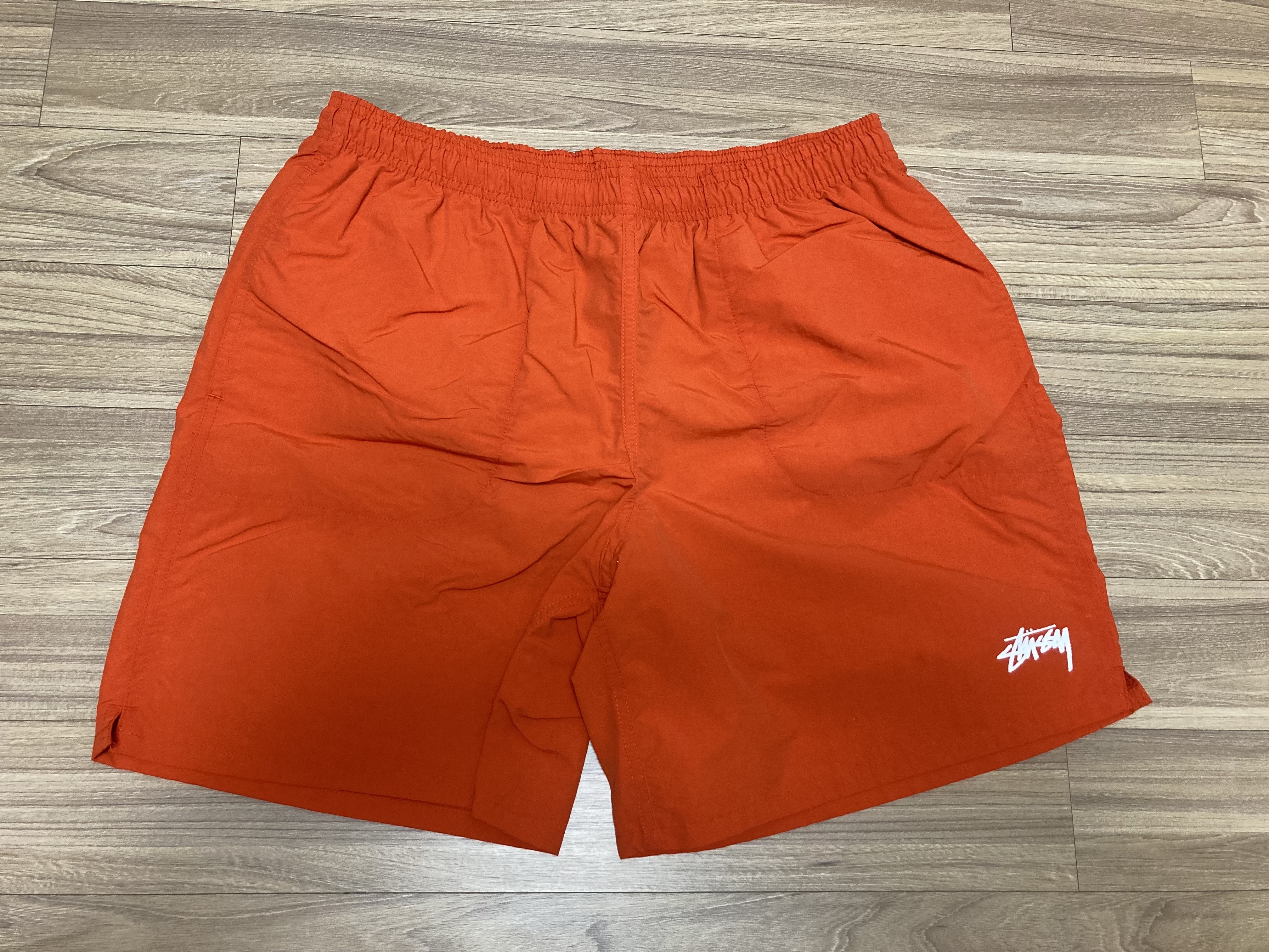 Stussy Stock Water Shorts Cayenne 착용 스타일