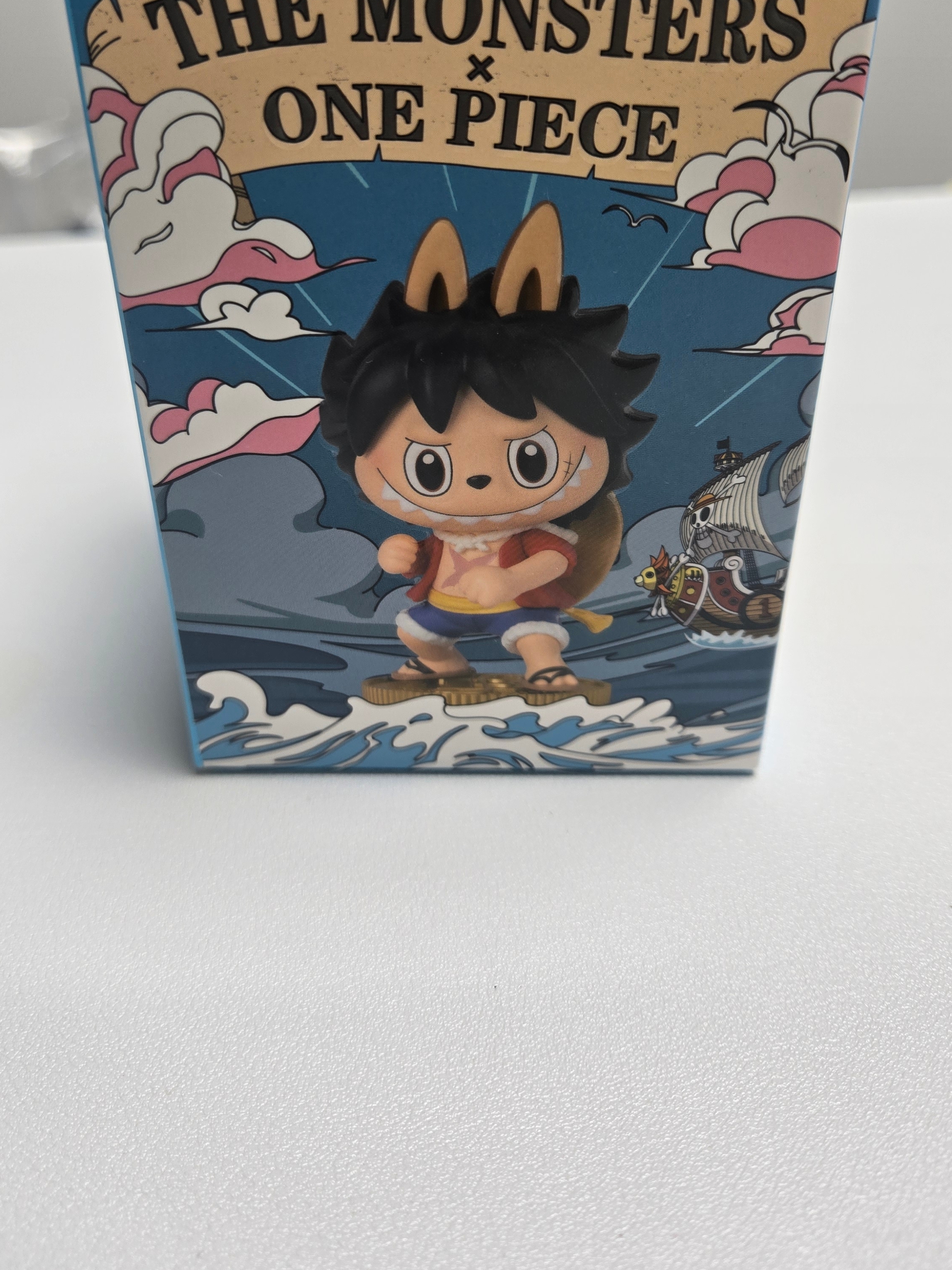 Pop Mart Labubu The Monsters x One Piece Series Figures Sealed Case (1 Blind Box) 착용 스타일 - 1