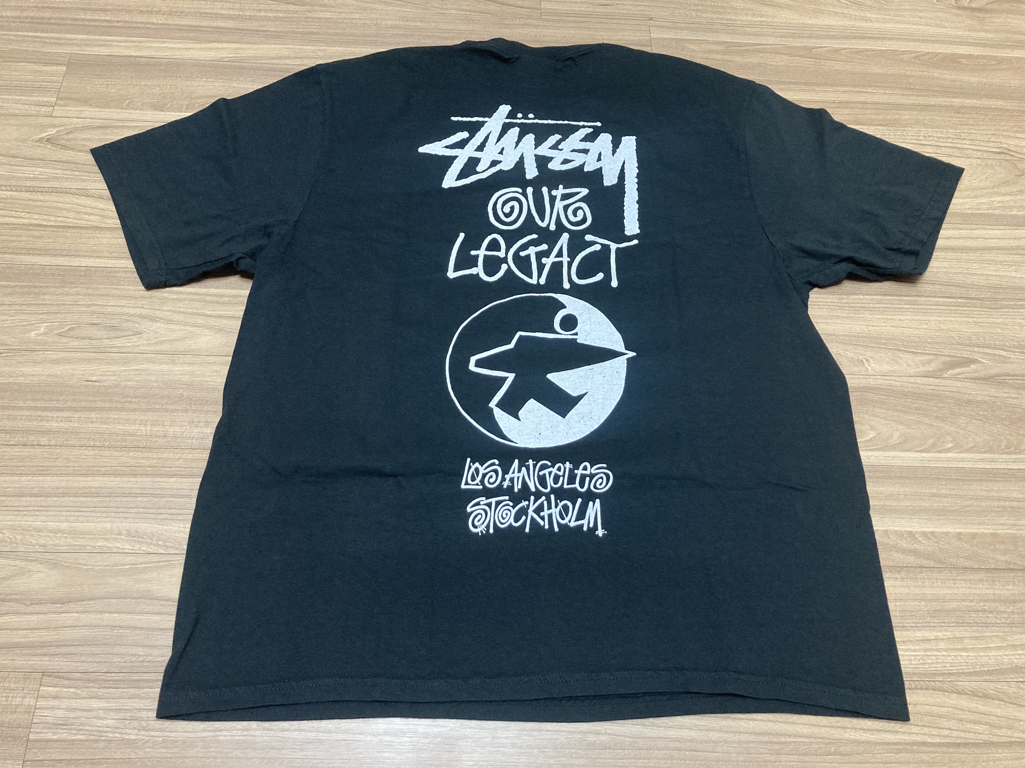 Stussy x Our Legacy Surfman Pigment Dyed T-Shirt Black 착용 스타일 - 2