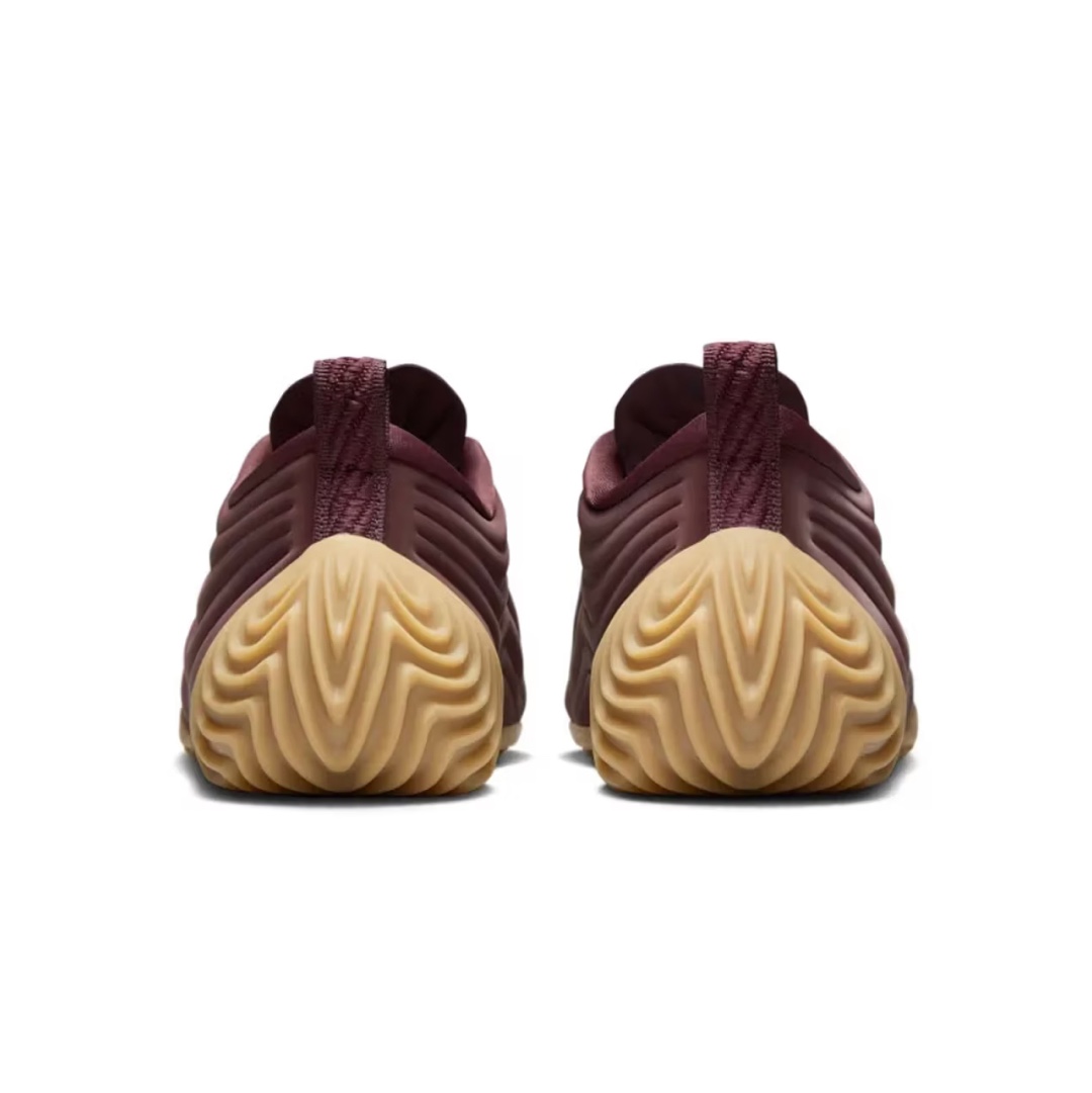 (W) Nike Astra Ultra Burgundy Crush Gum Light Brown 착용 스타일 - 3