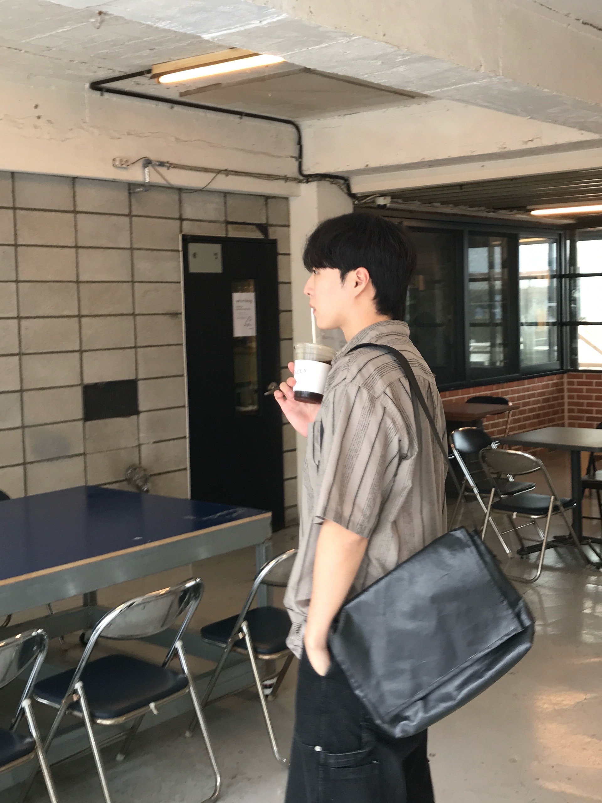 Chubasco Ronda All Black 착용 스타일 - 1