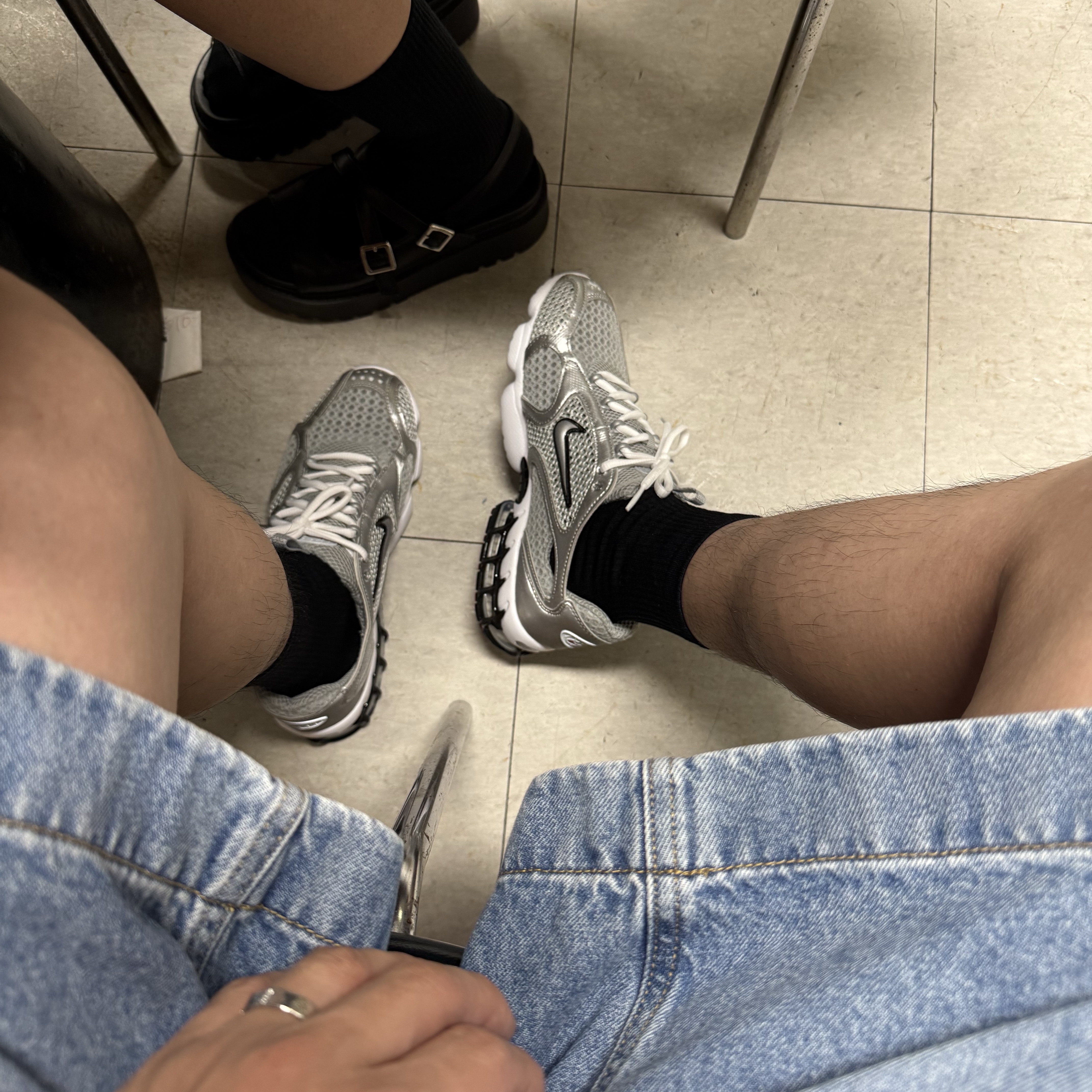 Nike Air Zoom Spiridon Cage 2 Metallic Silver 착용 스타일