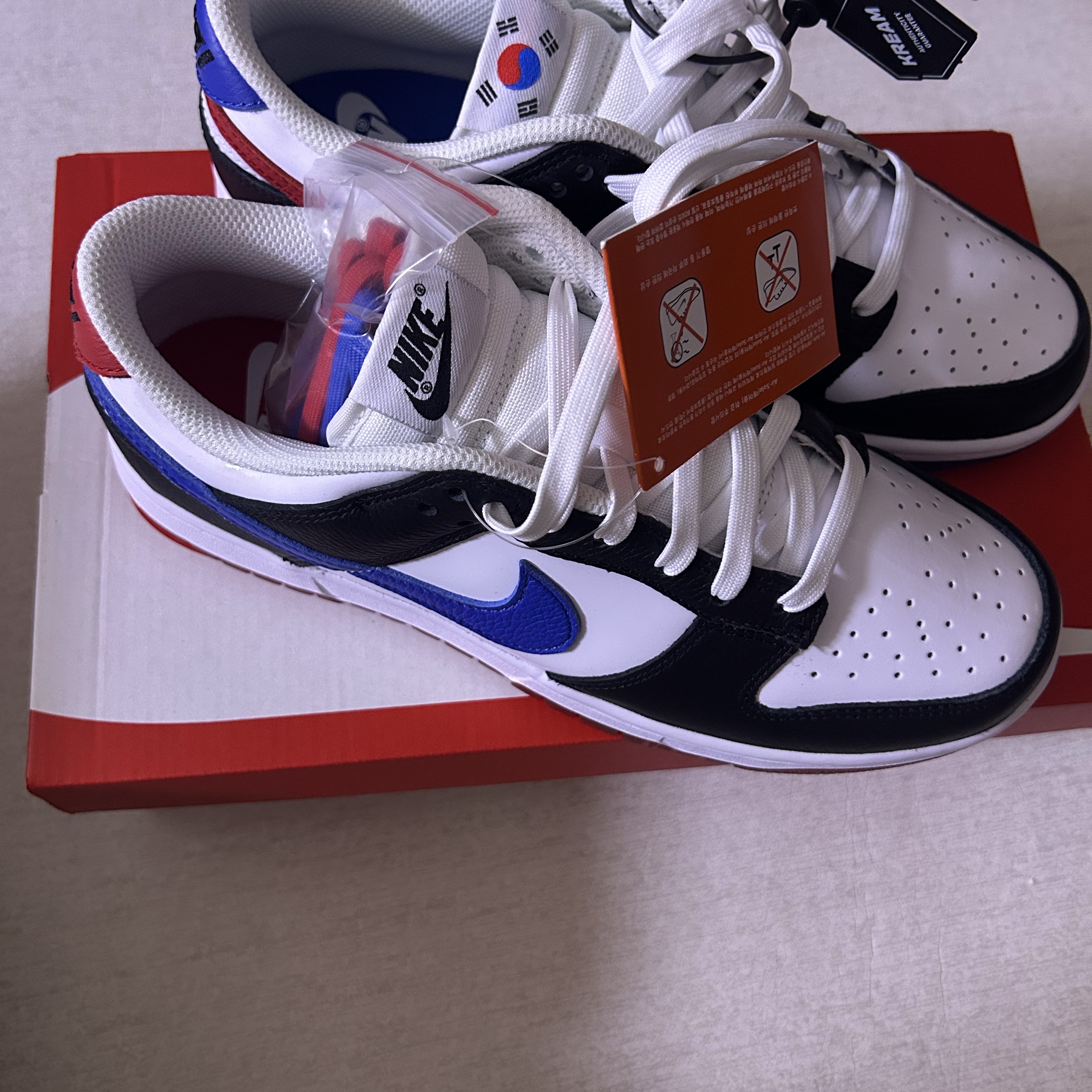 Nike Dunk Low SE Seoul 착용 스타일
