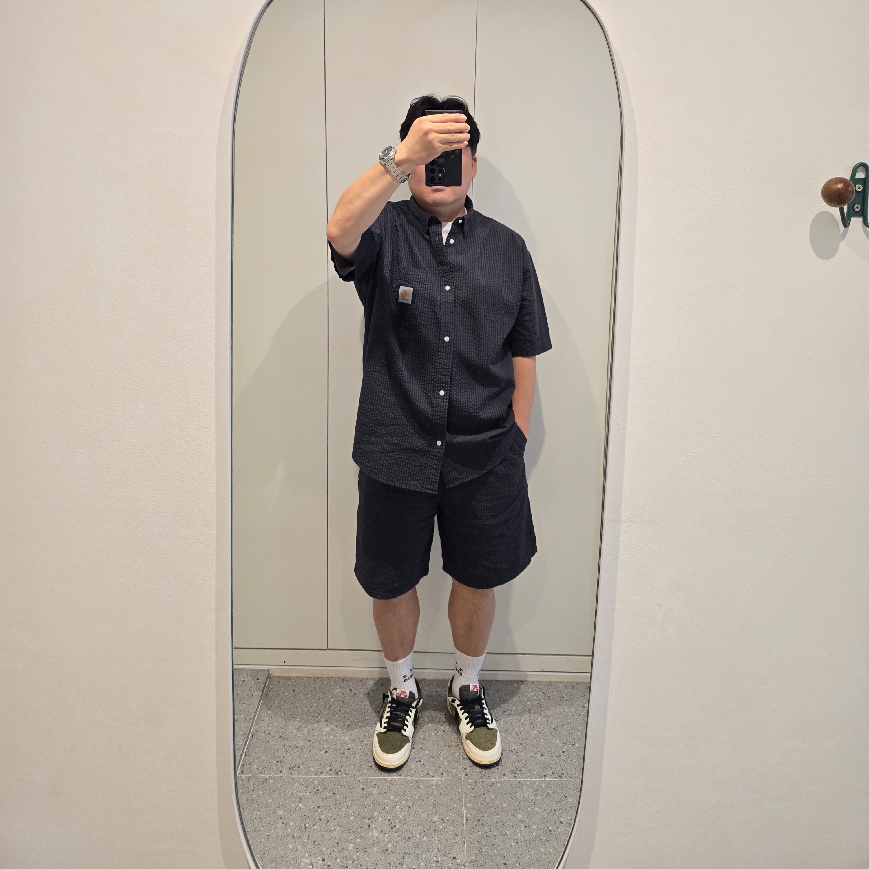 Punch Drunk Parties Hurt Logo Narrow Tee White 착용 스타일 - 2