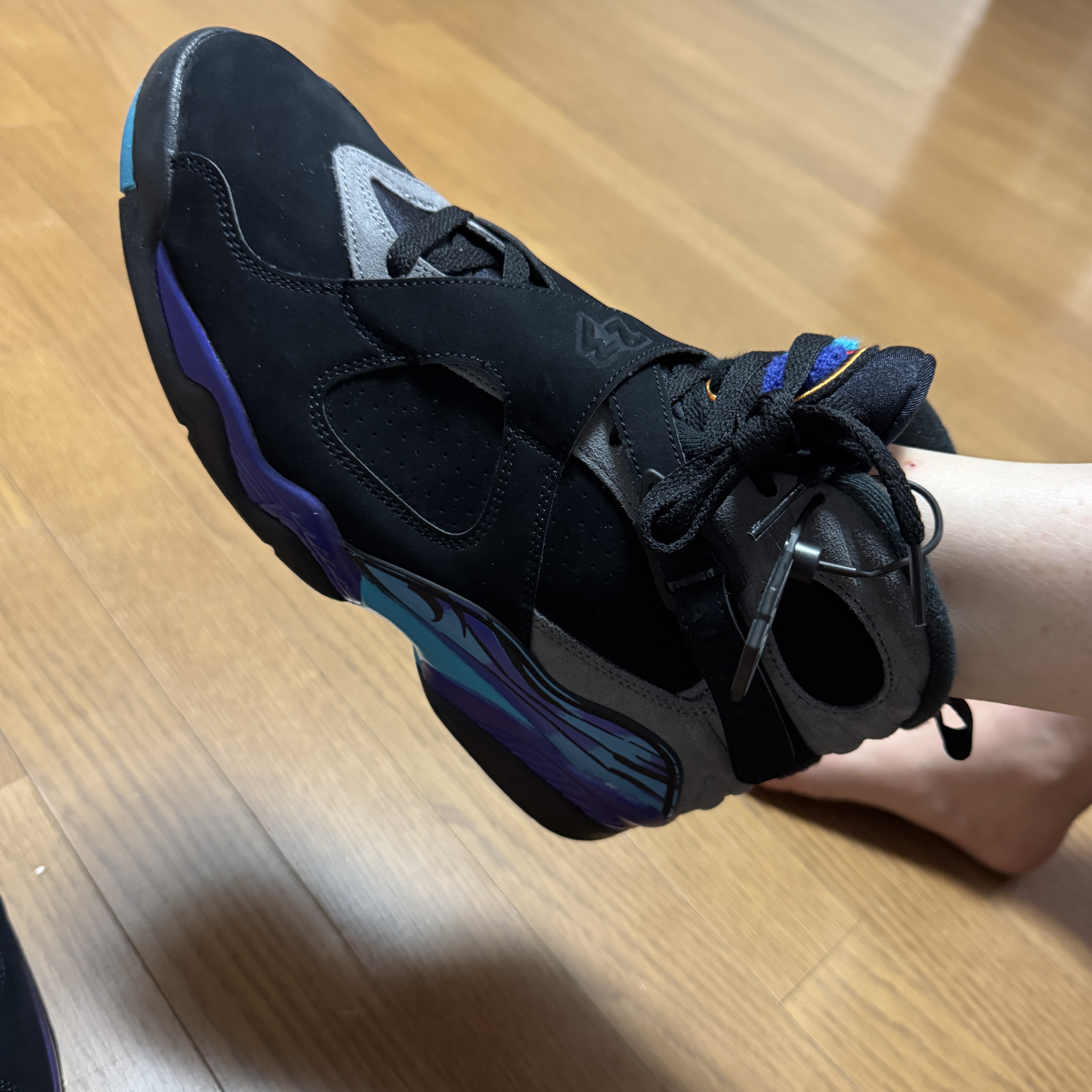 Jordan 8 Retro Aqua 2025 착용 스타일