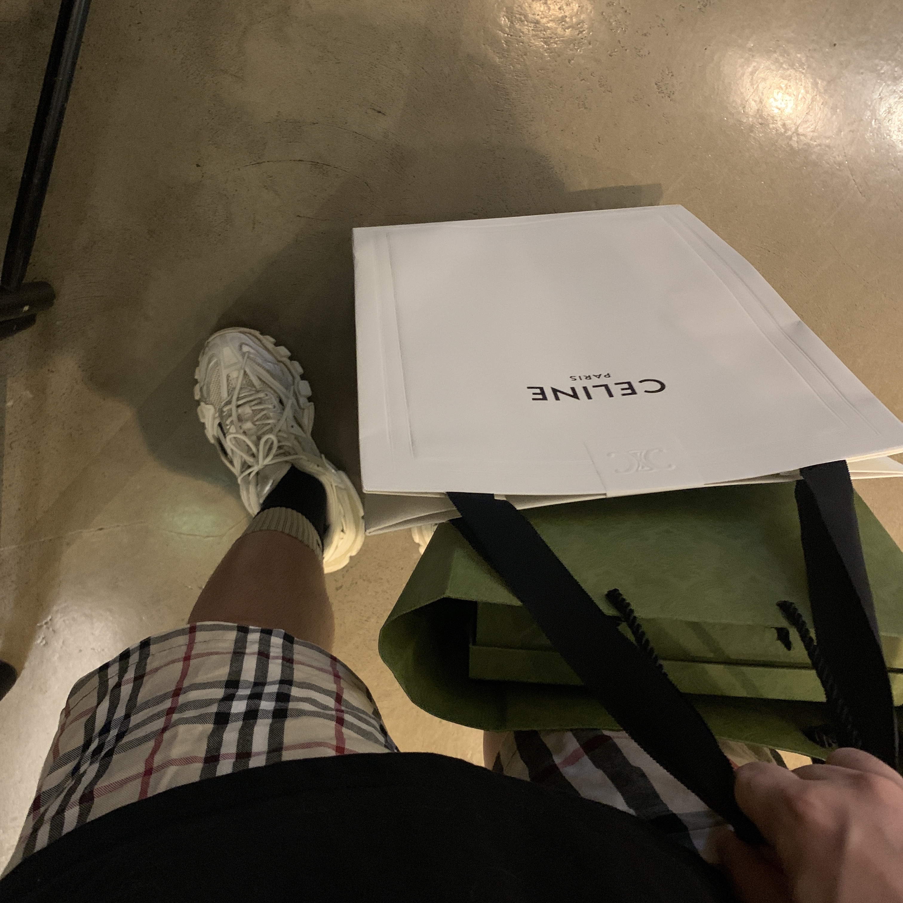 (W) Balenciaga Track.2 Trainers Sneakers White 착용 스타일