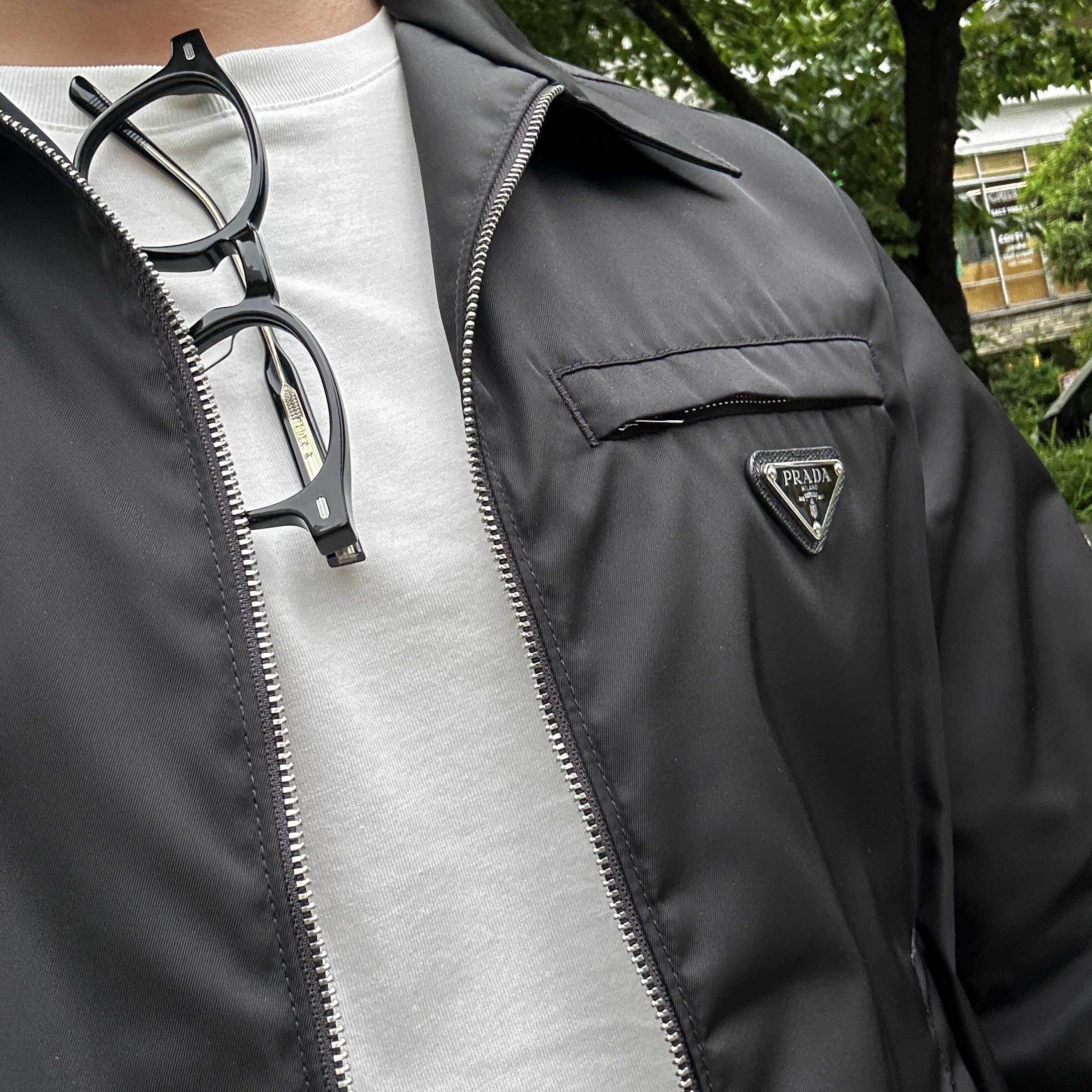Prada Re-Nylon Zip Up Gabardine Blouson Jacket Black 착용 스타일