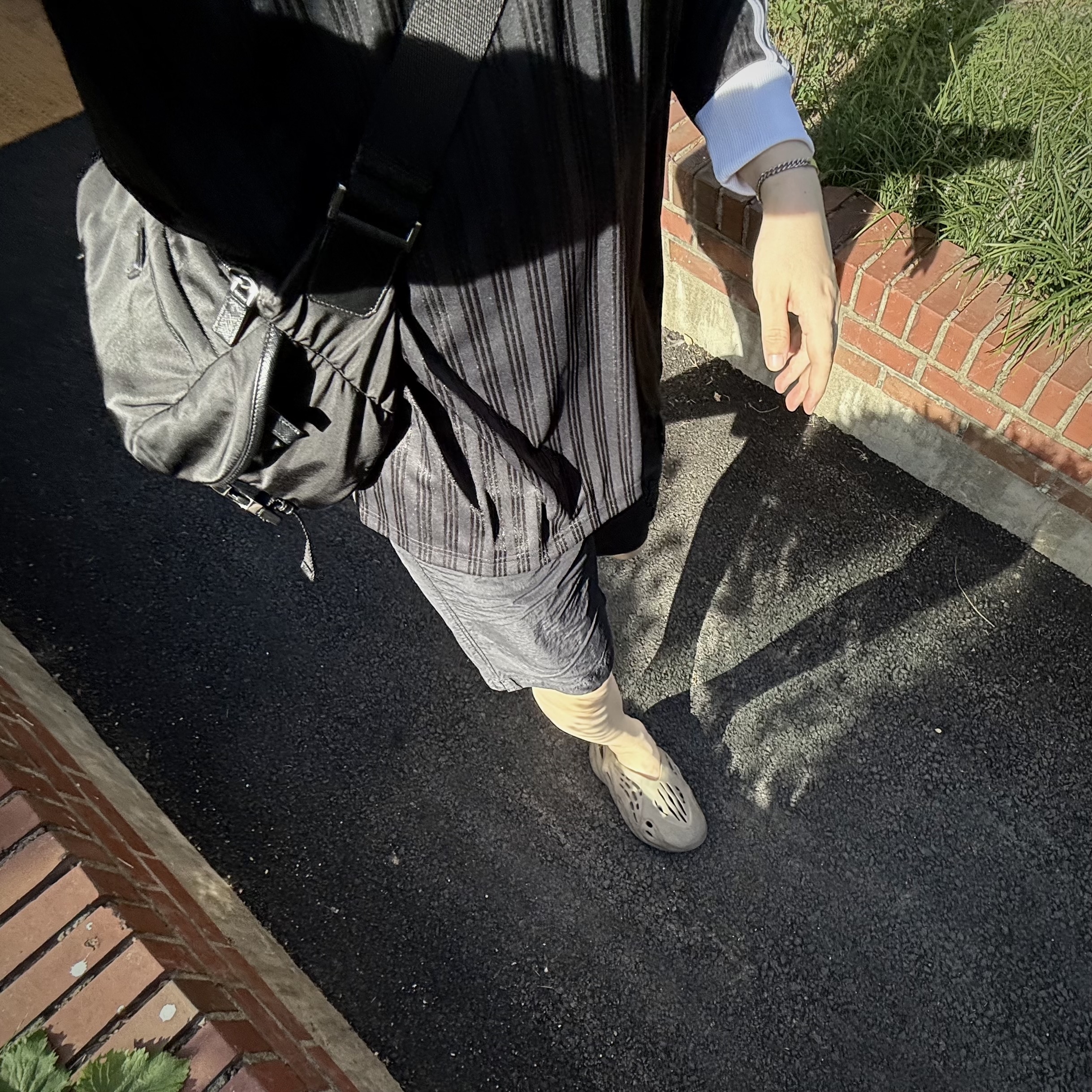 C.P. Company Flatt Nylon Lens Swim Shorts Black - 23SS, Adidas Yeezy Foam RNNR Stone Sage 착용 스타일 - 1