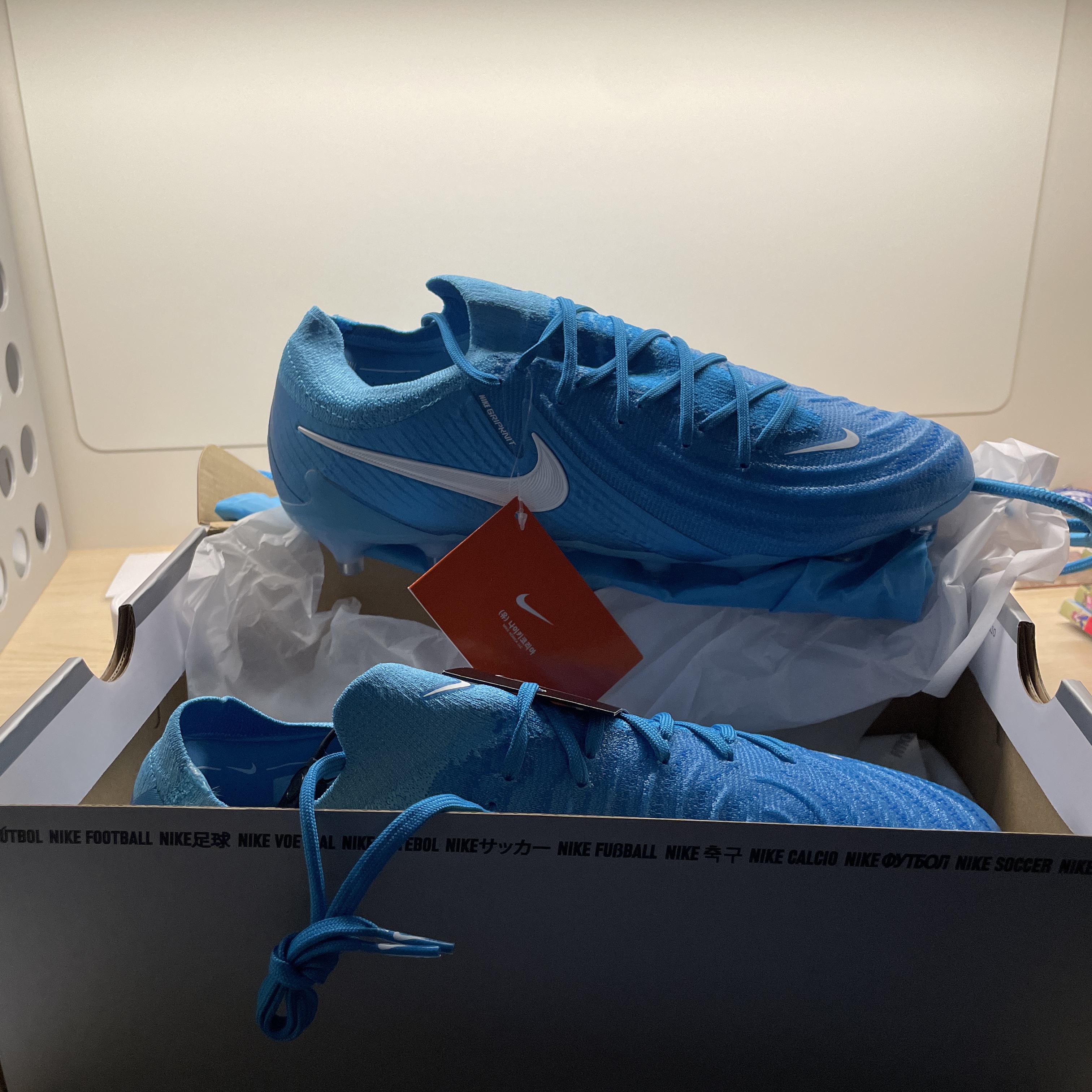 Nike Phantom GX 2 Elite AG Blue Fury White 착용 스타일
