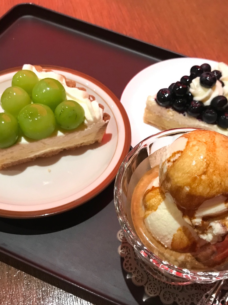 Adidas Real Madrid 2023/24 Home Jersey White - US Sizing (Non Marking Ver.), Adidas Real Madrid 2023/24 Home Jersey White - KR Sizing (Non Marking Ver.) 착용 스타일 - 3