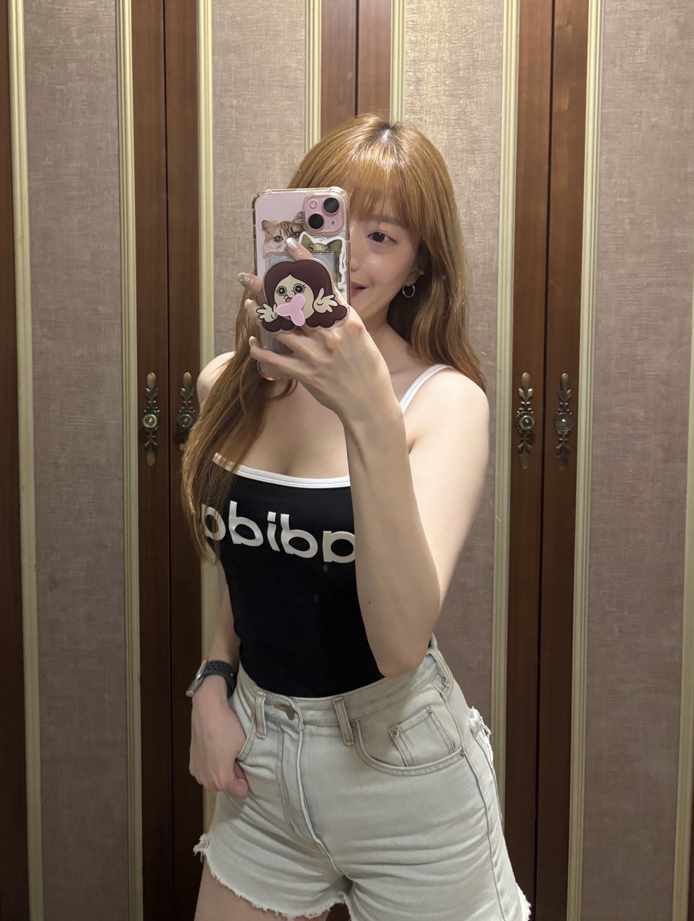 (W) Adidas Originals Tank Black - KR Sizing, Oofos OOriginal Eggnog & Chalk 착용 스타일 - 3
