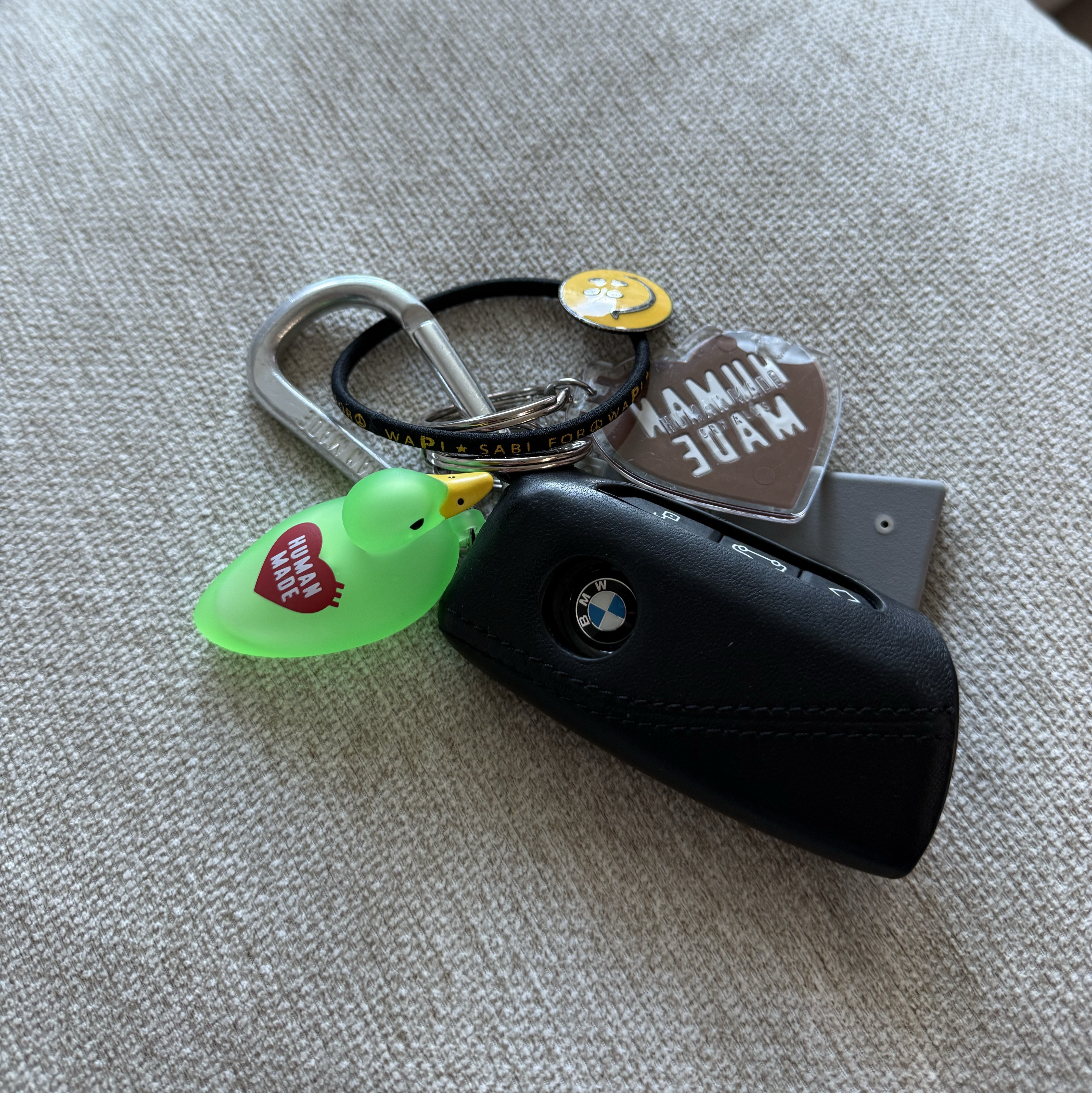 Human Made Duck PVC Key Chain Green 착용 스타일