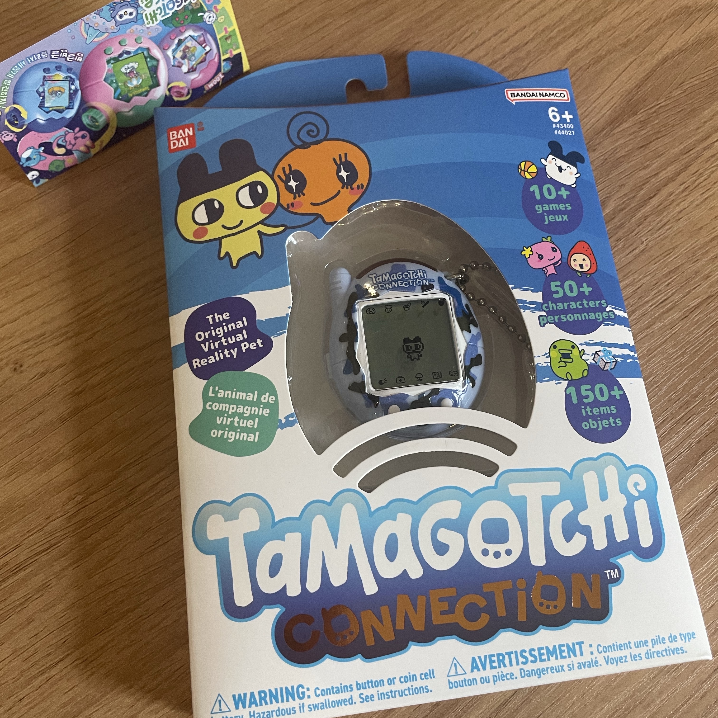 Tamagotchi Connection Wild Blue 착용 스타일