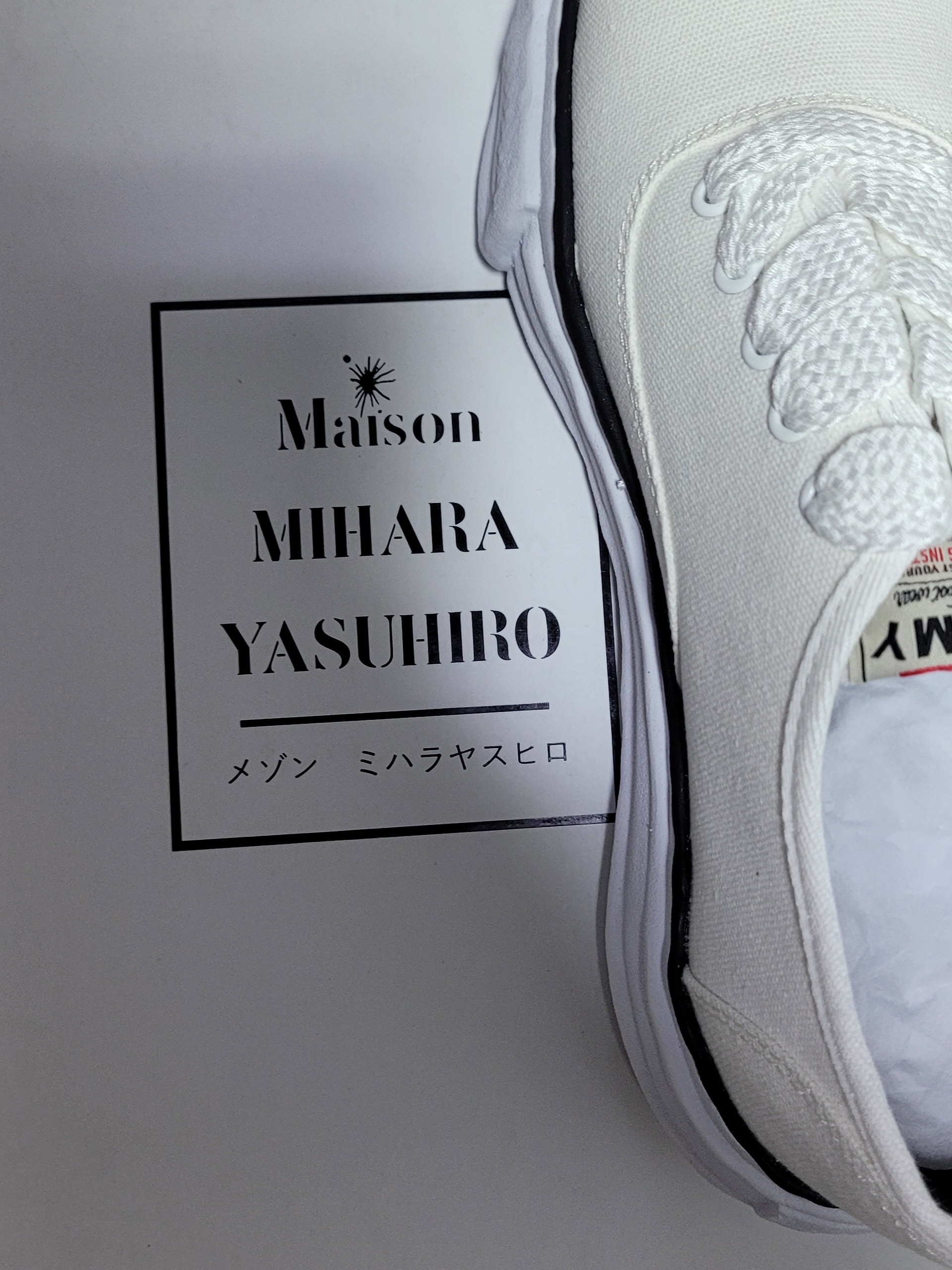 Maison Mihara Yasuhiro Baker OG Sole Canvas Low Cut Sneakers White 착용 스타일