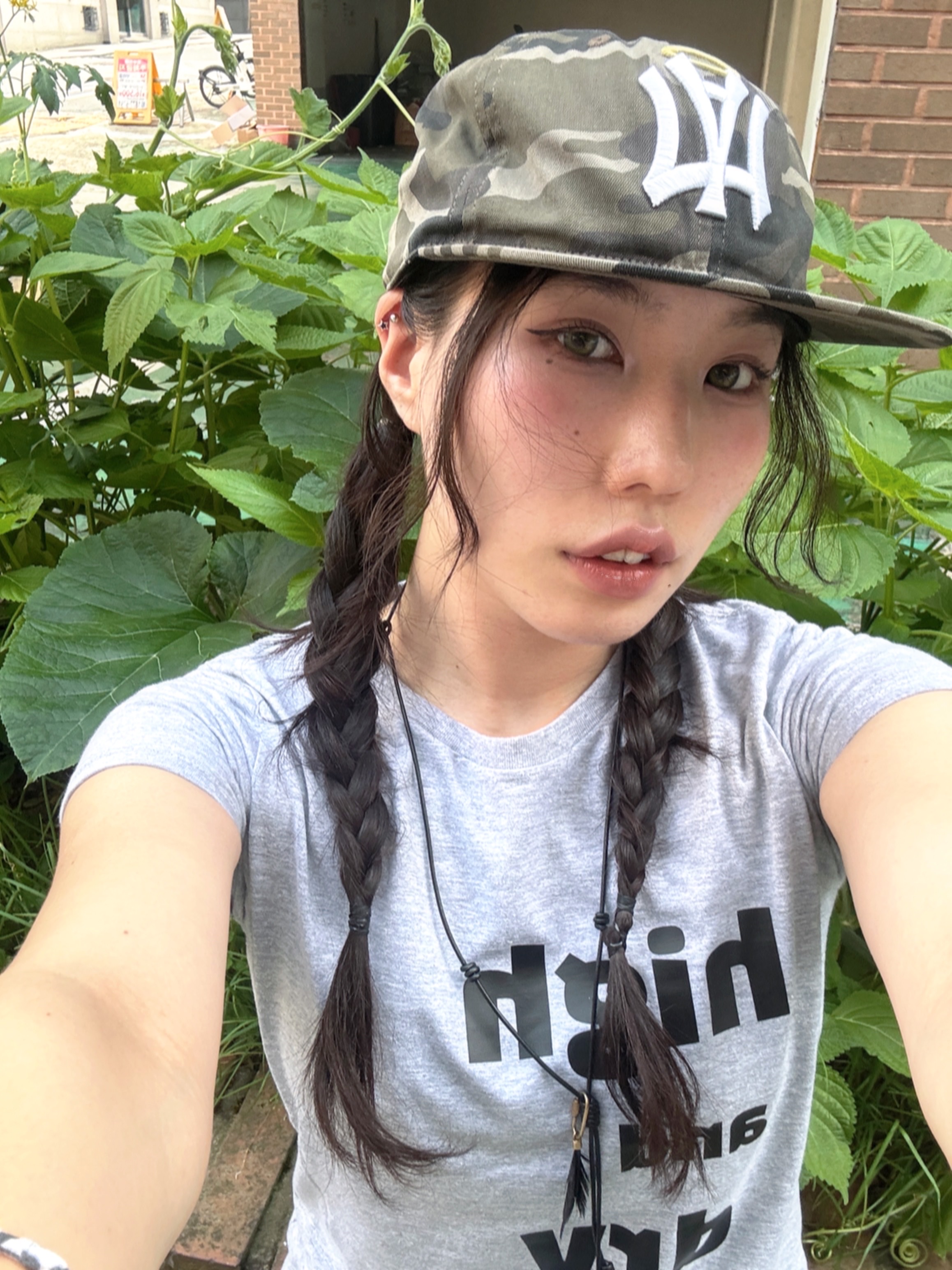 AEAE Ae Symbol Angel Wing Cap Camo, Converse x Drkshdw Turbowpn Ox Black 착용 스타일 - 1