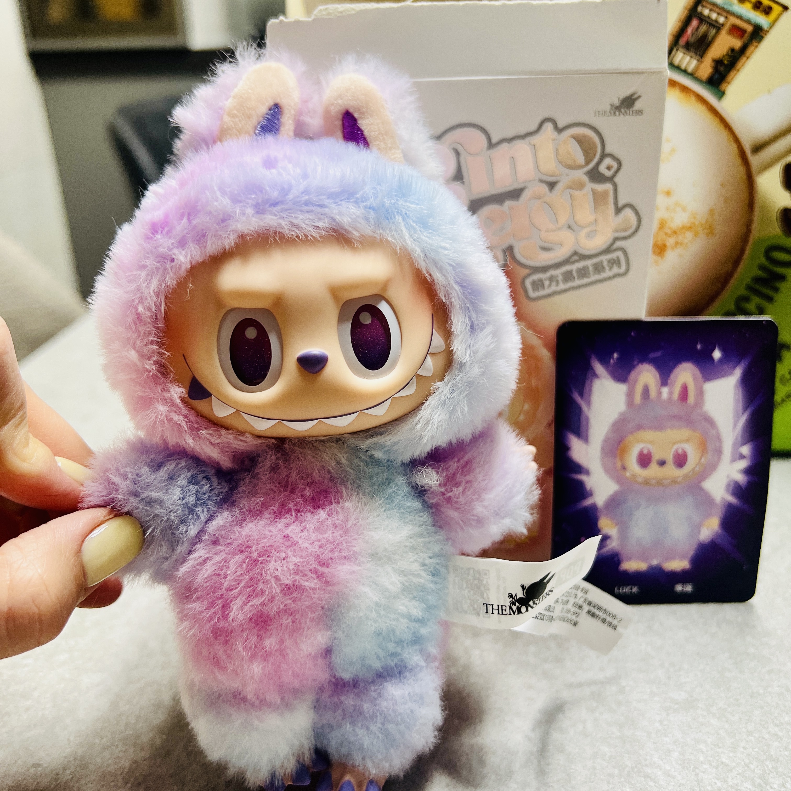 Pop Mart Labubu The Monsters Highlight Series Luck Keyring (Opened Case) 착용 스타일