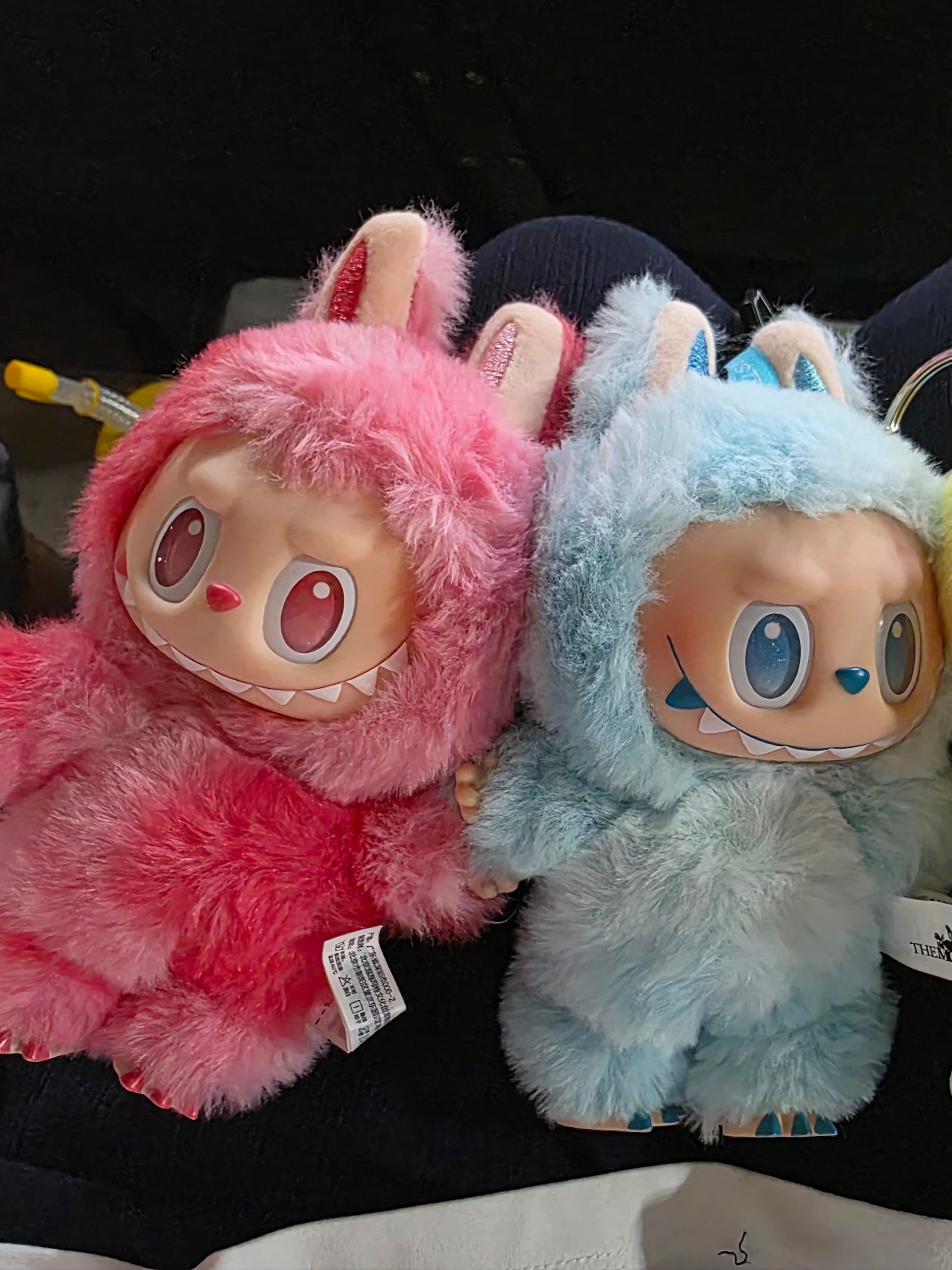 Pop Mart Labubu The Monsters Highlight Series Hope Keyring (Opened Case) 착용 스타일 - 2