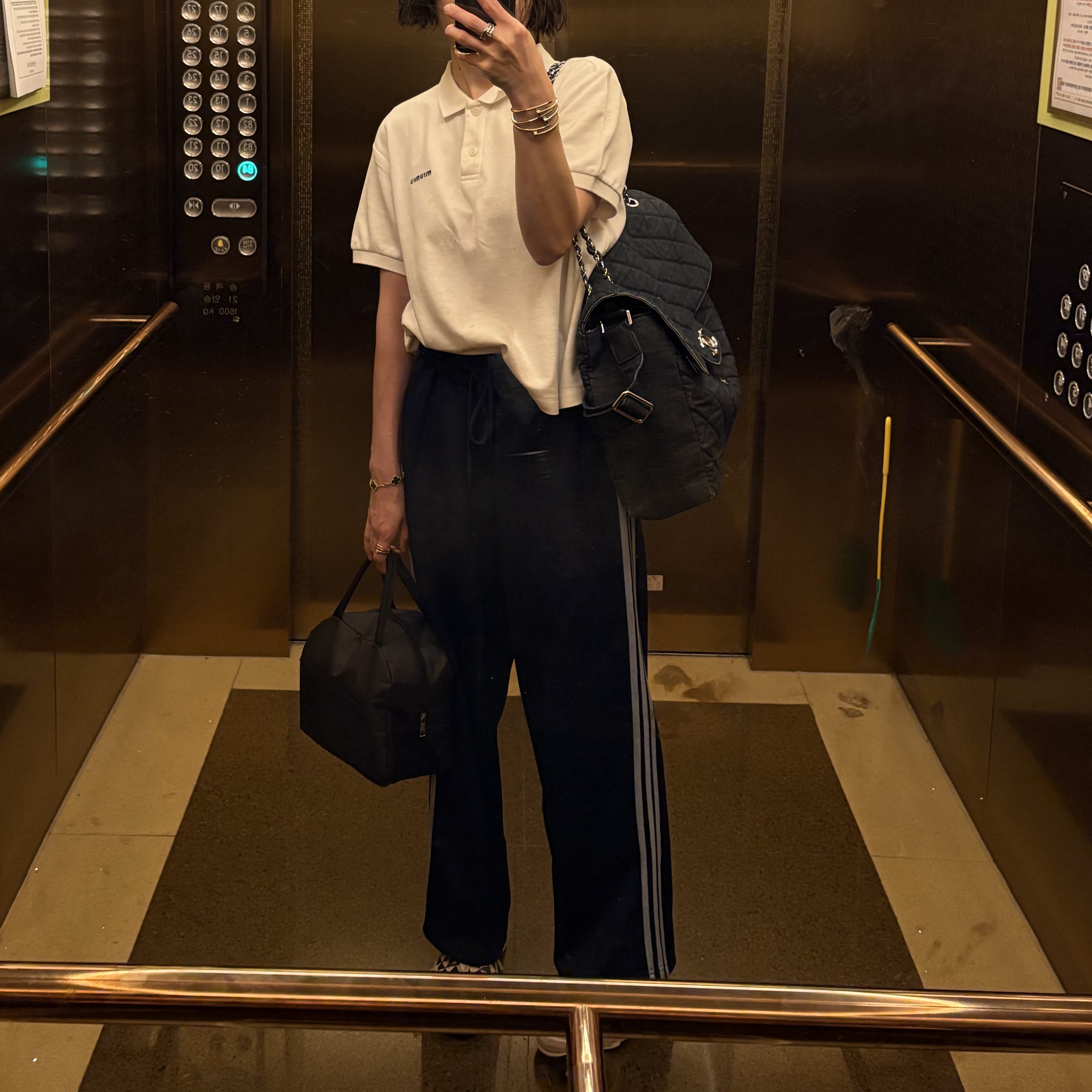 Adidas Adicolor Baggy Fit Firebird Track Pants Night Indigo - KR Sizing 착용 스타일 - 1