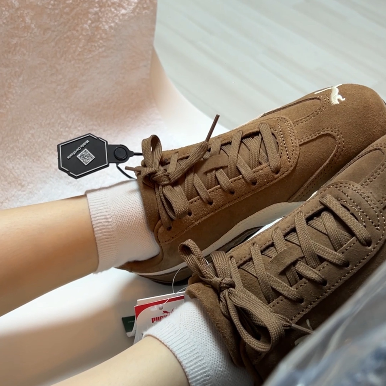 Puma Speedcat OG Haute Coffee Frosted Ivory 착용 스타일 - 3