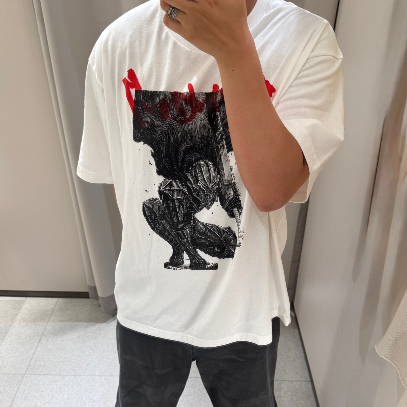 Uniqlo UT x Berserk Manga Curation Graphic T-Shirt A White - KR 착용 스타일