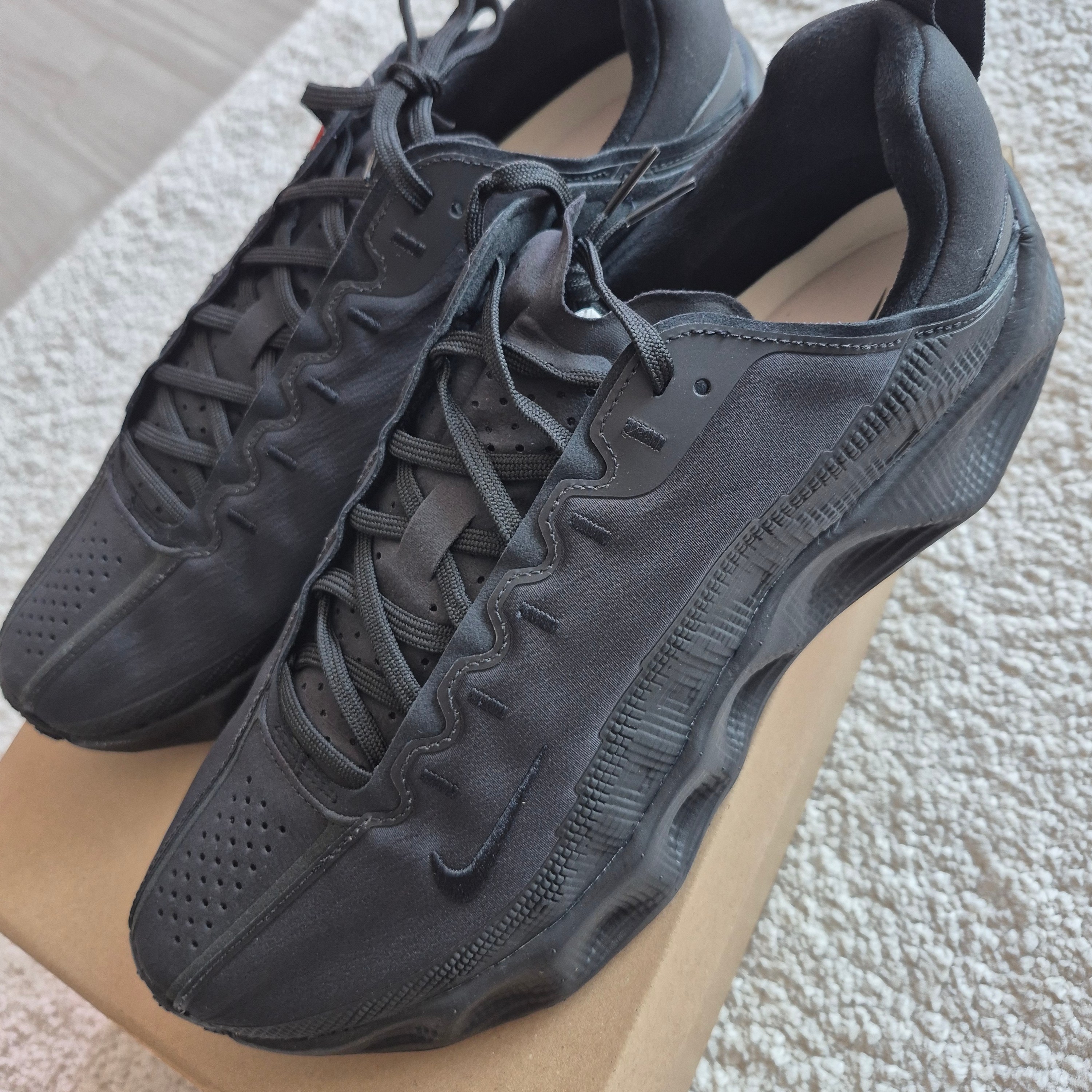 Nike Ava Rover Black Anthracite 착용 스타일 - 3