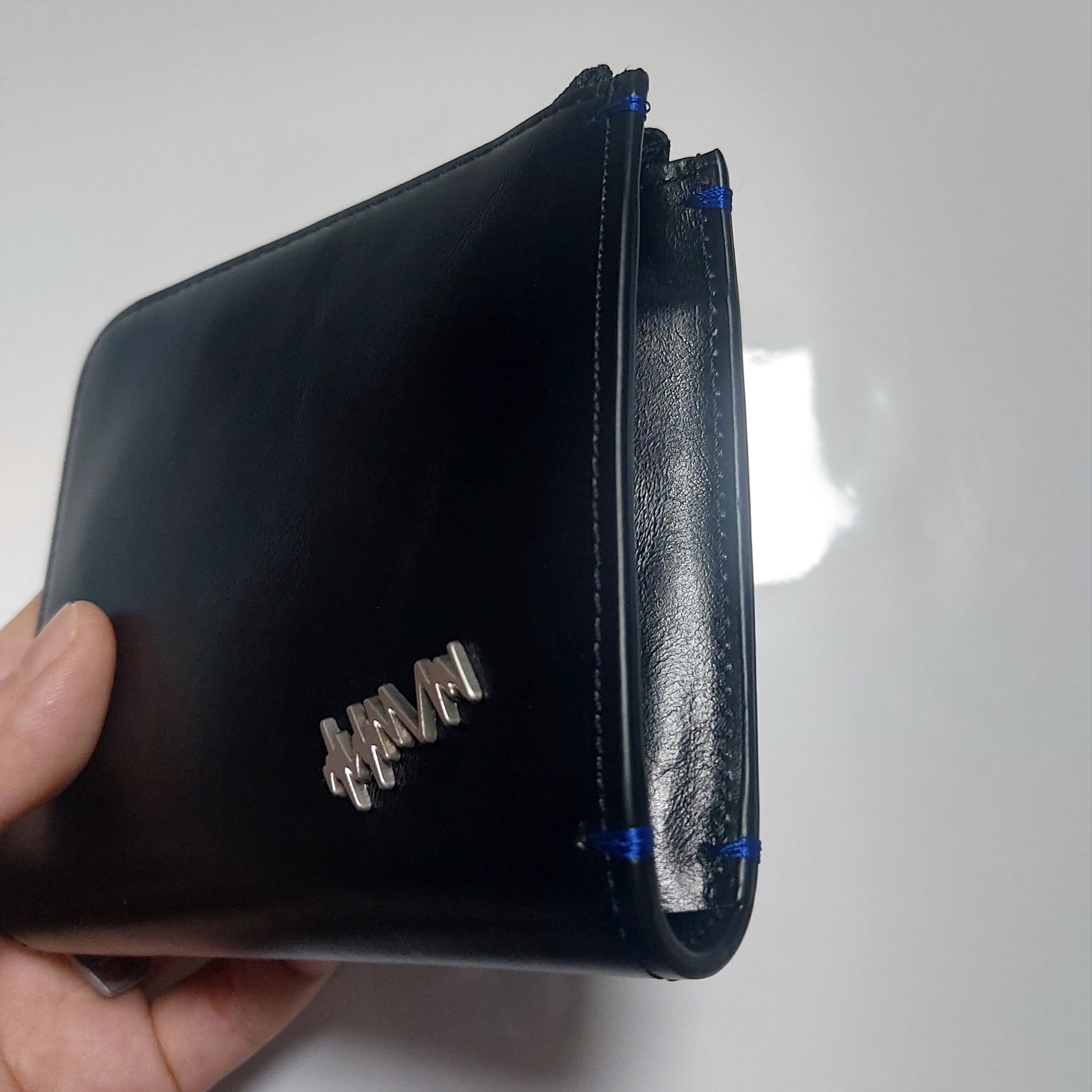 Ader Error Sig; TRS Tag Wallet 01 Noir 착용 스타일 - 5