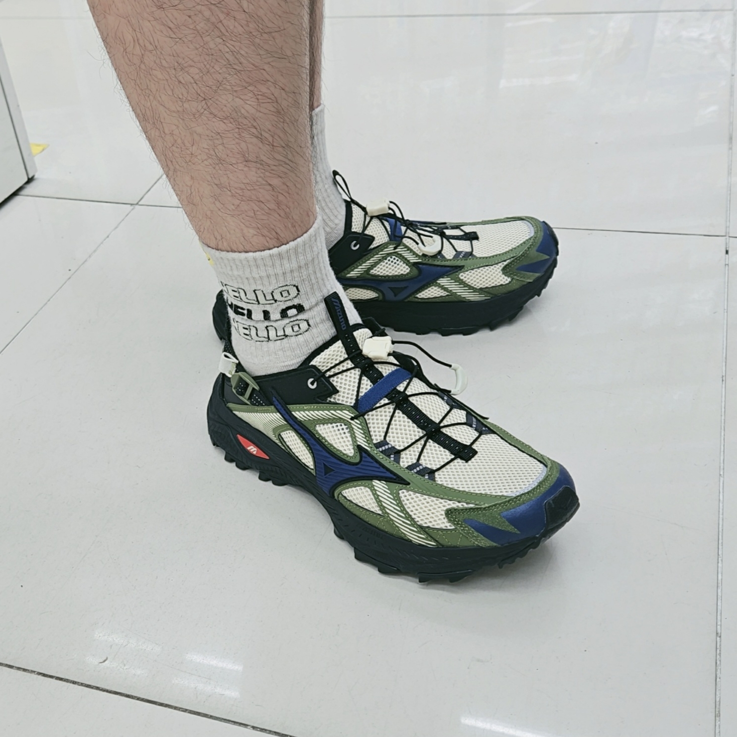 Mizuno Racer Trail SE Khaki 착용 스타일
